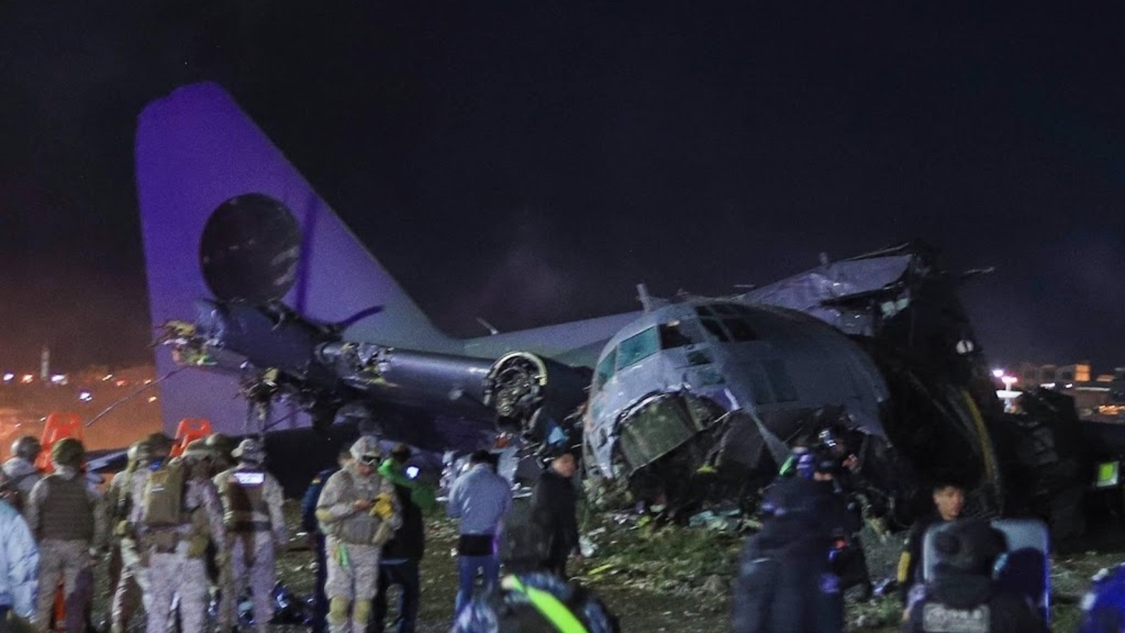 Bolivian military plane carrying banknotes crashes
