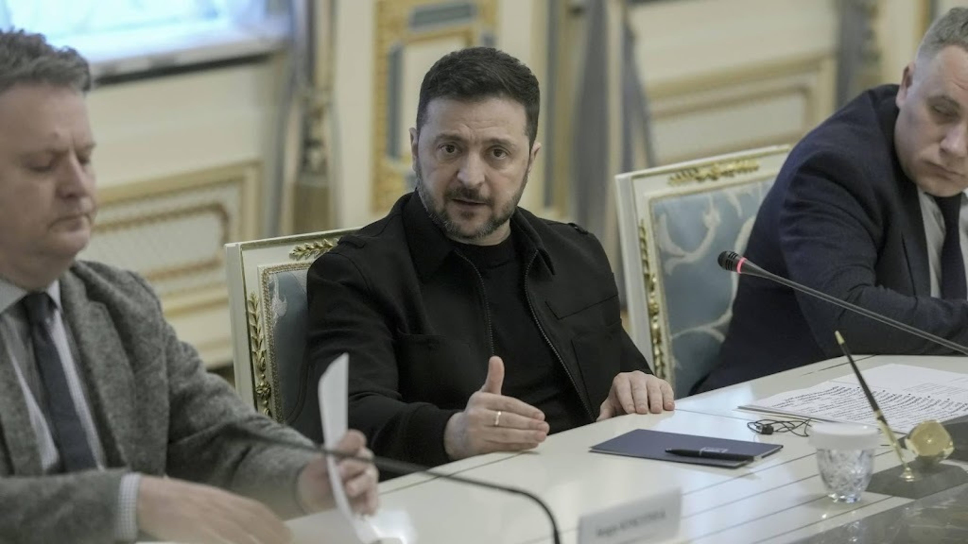 Zelensky: White House let drone deal with Ukraine fall through