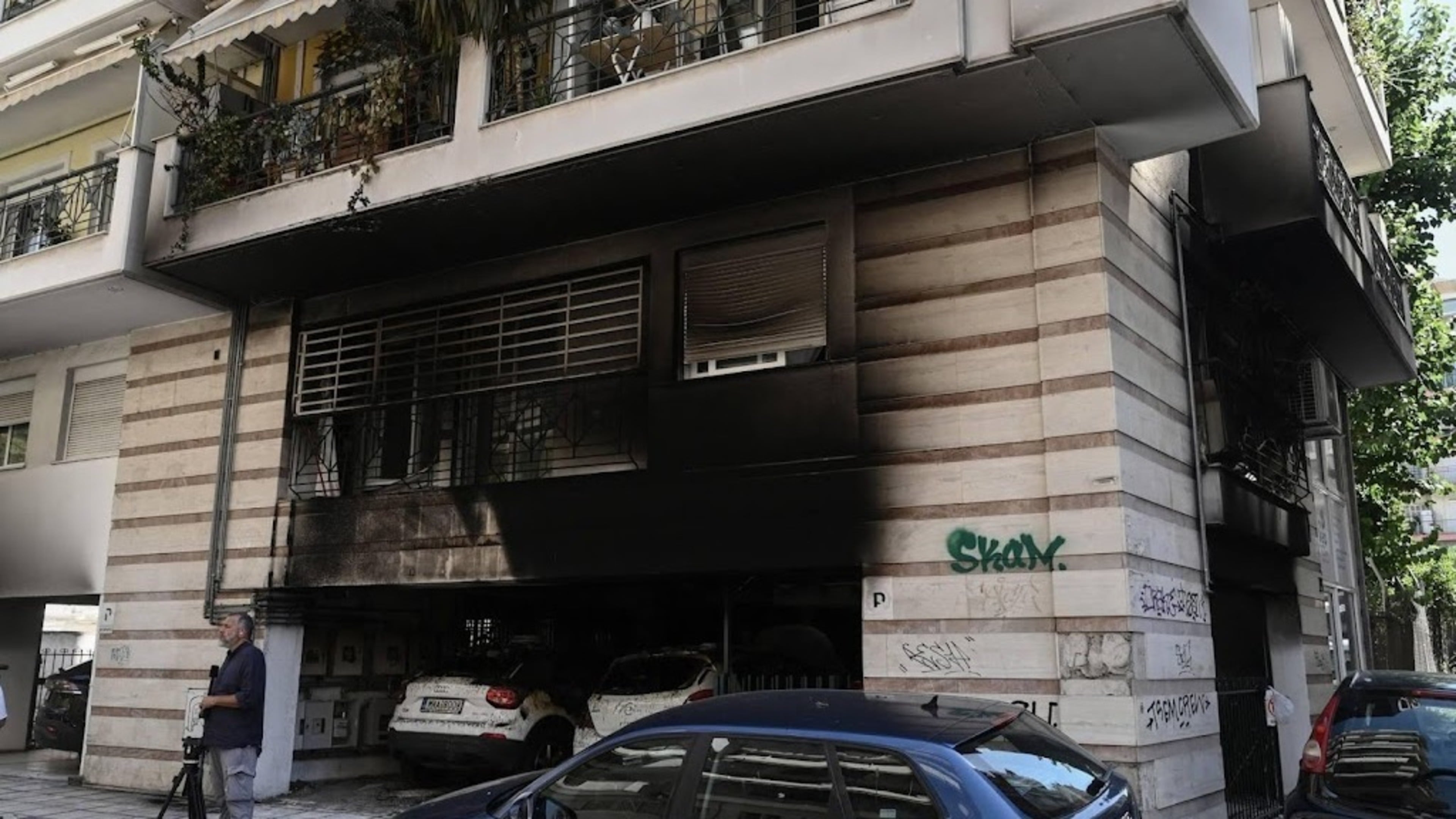 Death in attacks on Greek politicians