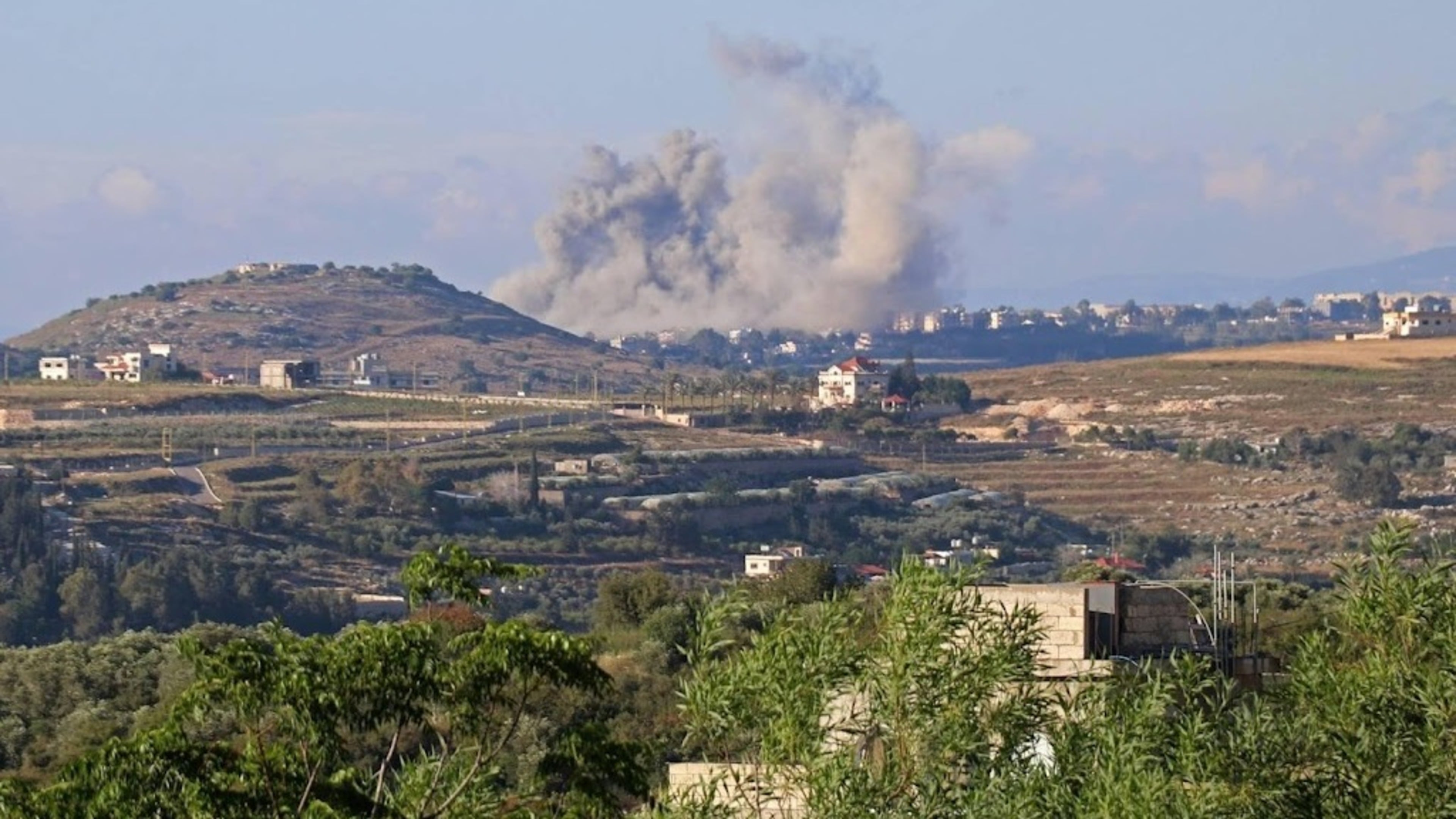 Israel tells Lebanese in south to seek shelter