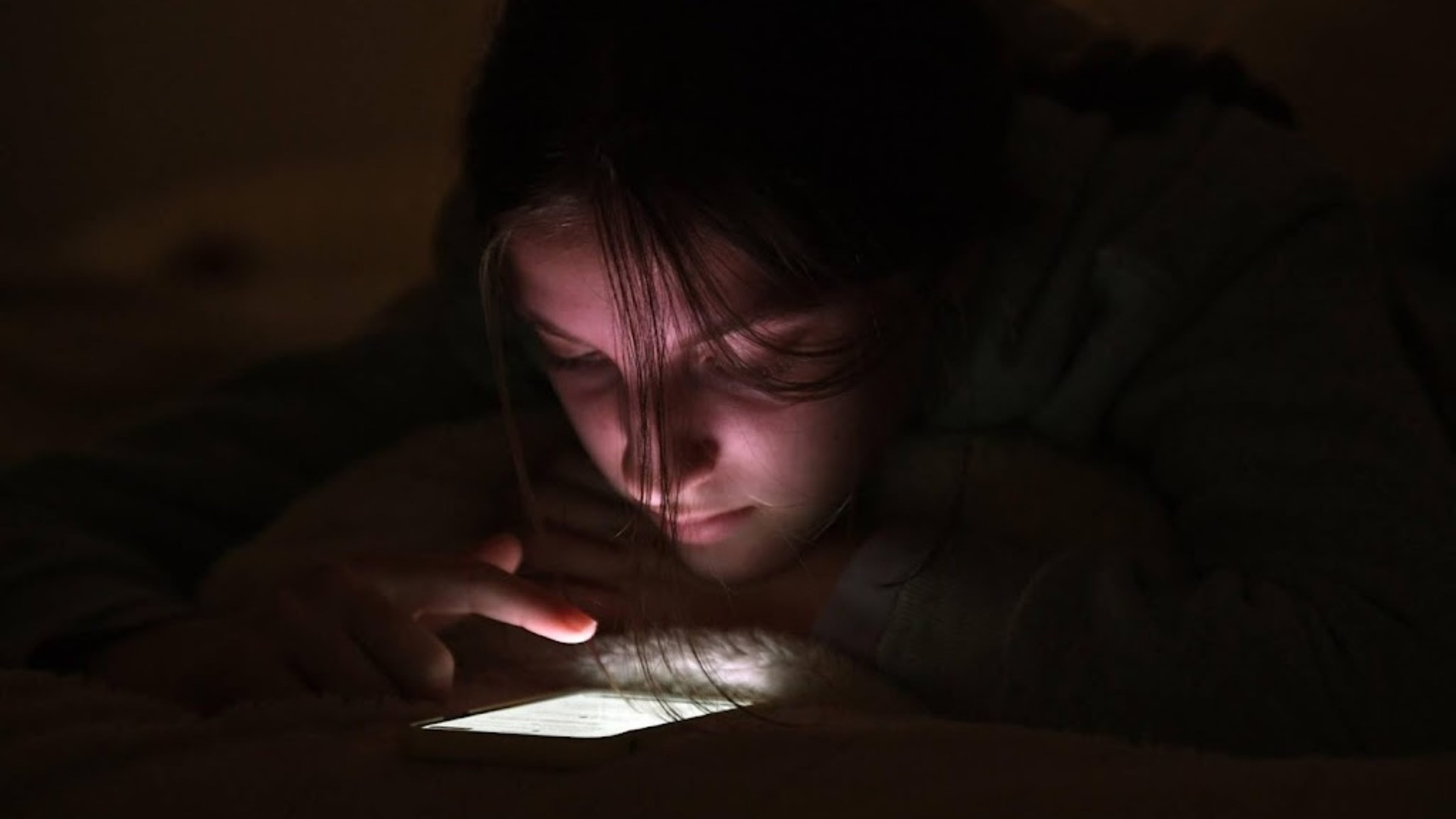 Greece bans social media for children under 15