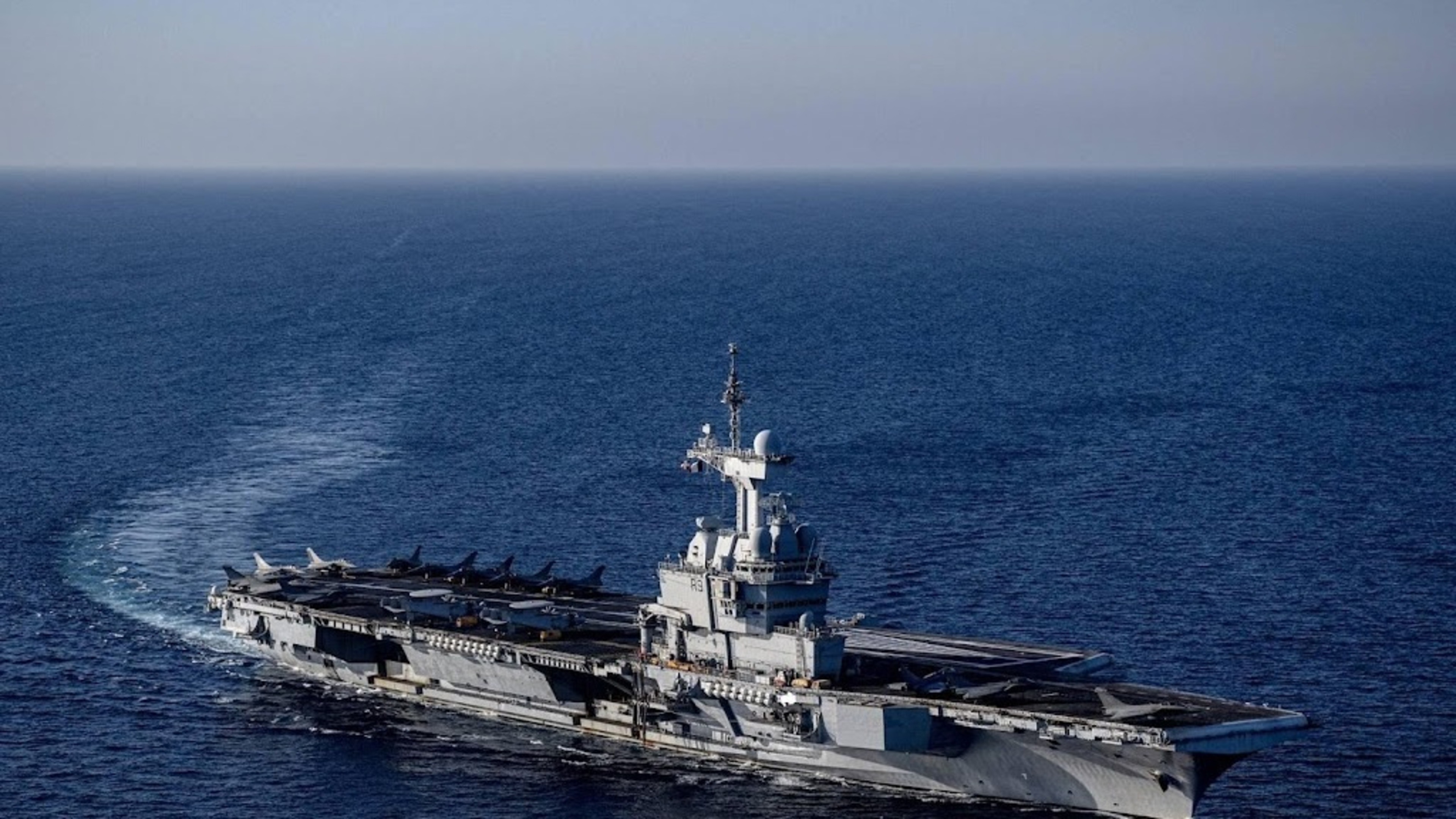 French aircraft carrier prepares to assist in Strait of Hormuz