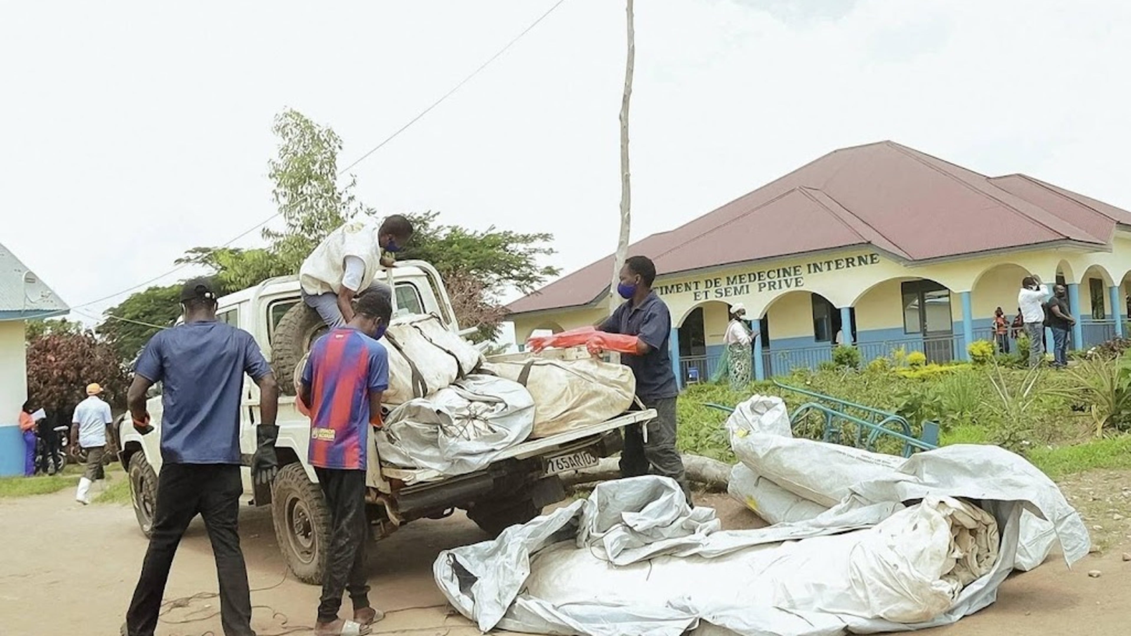 Uganda reports new Ebola cases