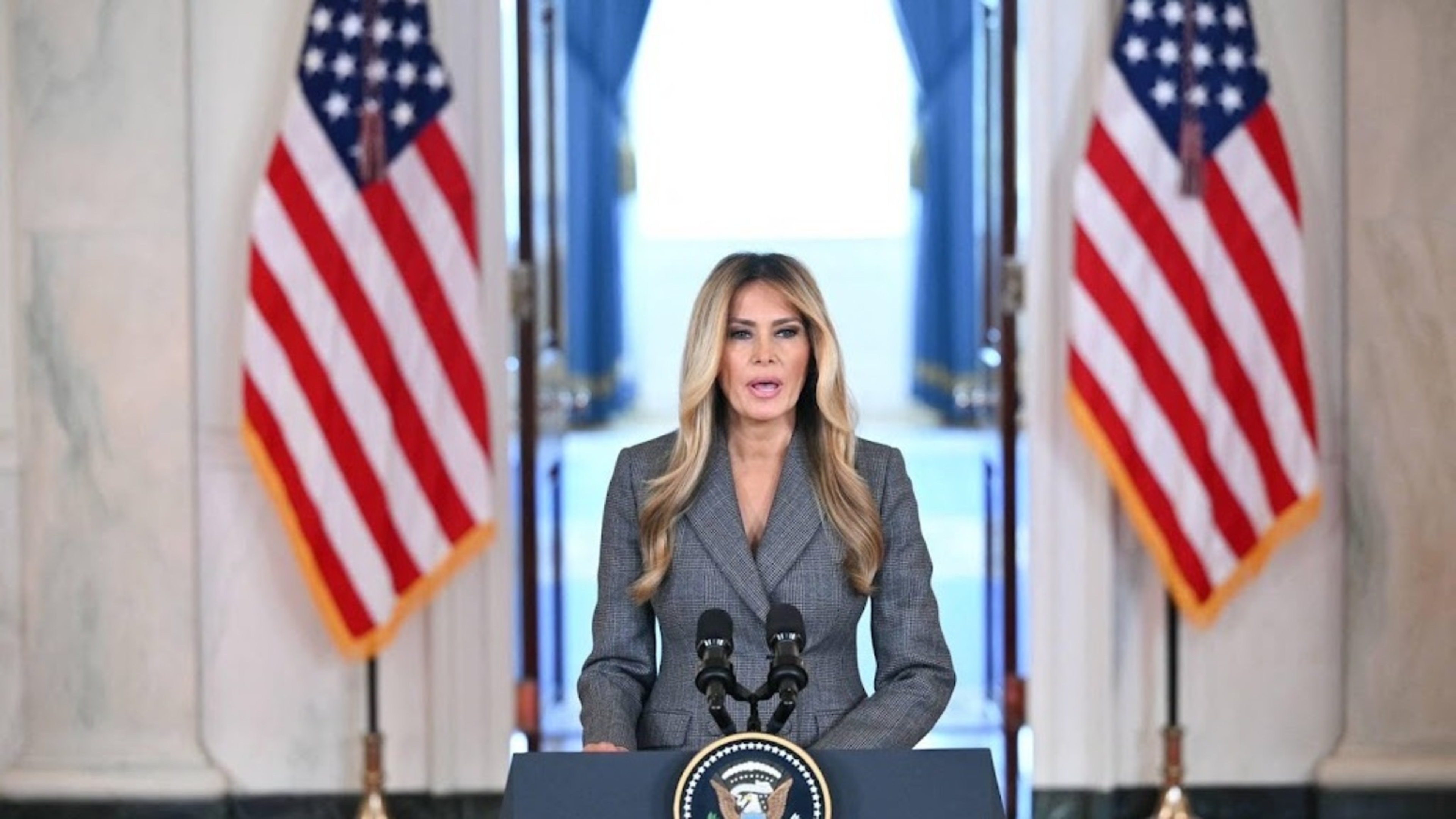 Melania Trump denies ties to Epstein