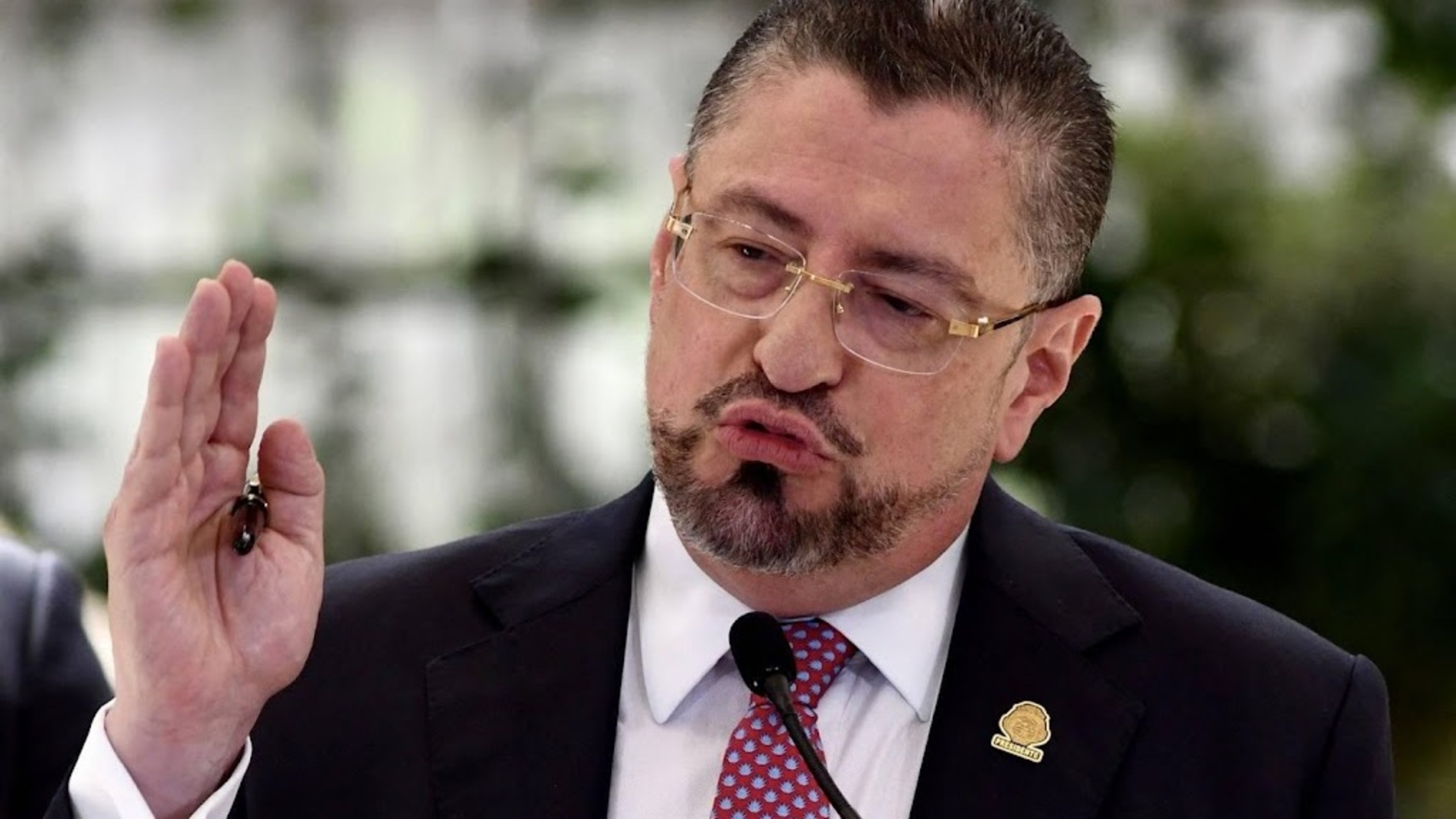 Costa Rican president wants to bar all communists from the Americas