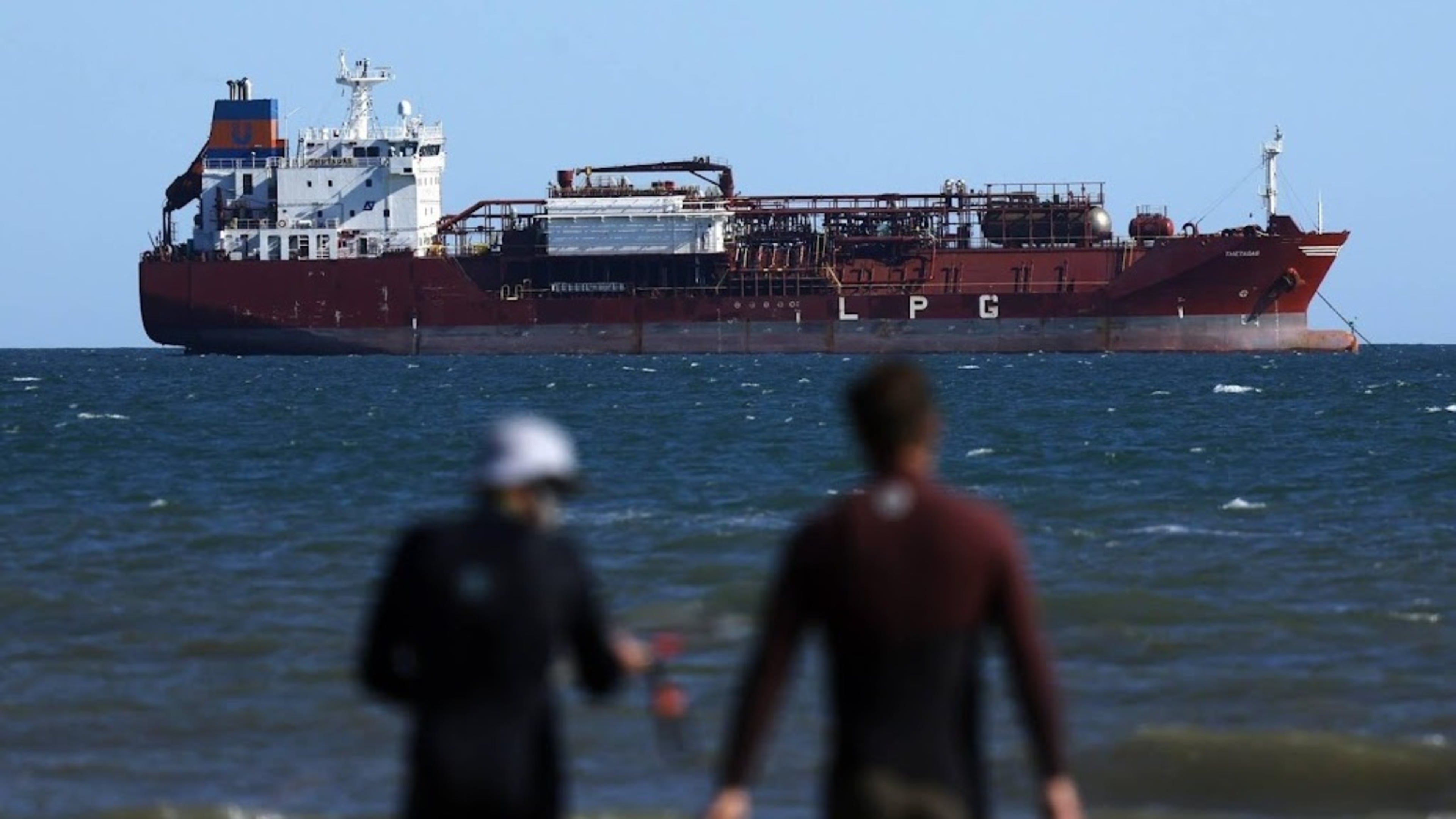 UK to help in Strait of Hormuz with mine robots and fighter jets