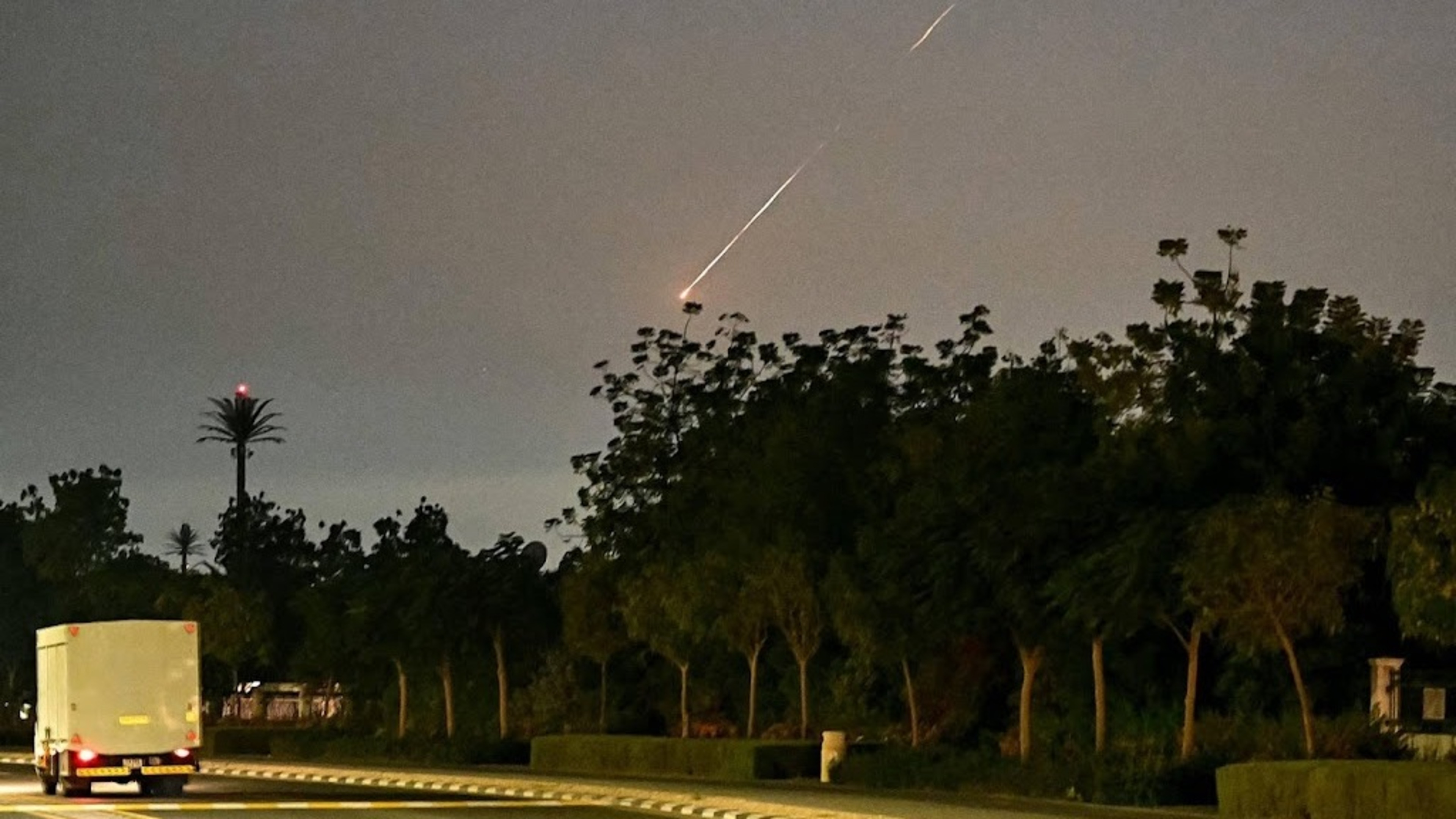 Witnesses: explosion and smoke at famous Palm in Dubai