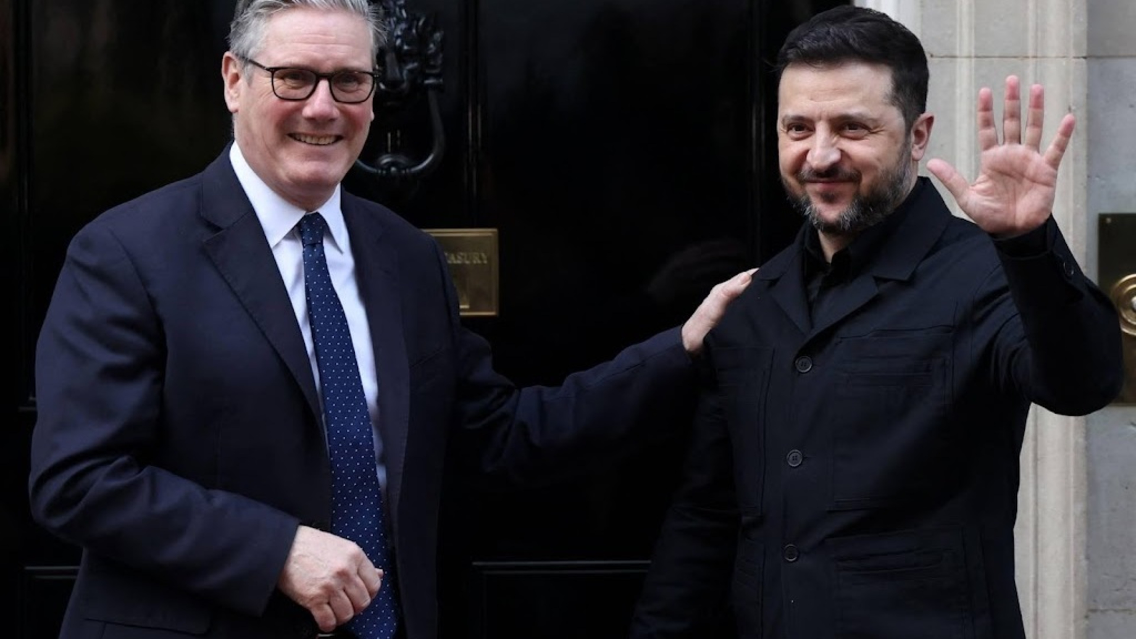 Starmer assures Zelensky of British support