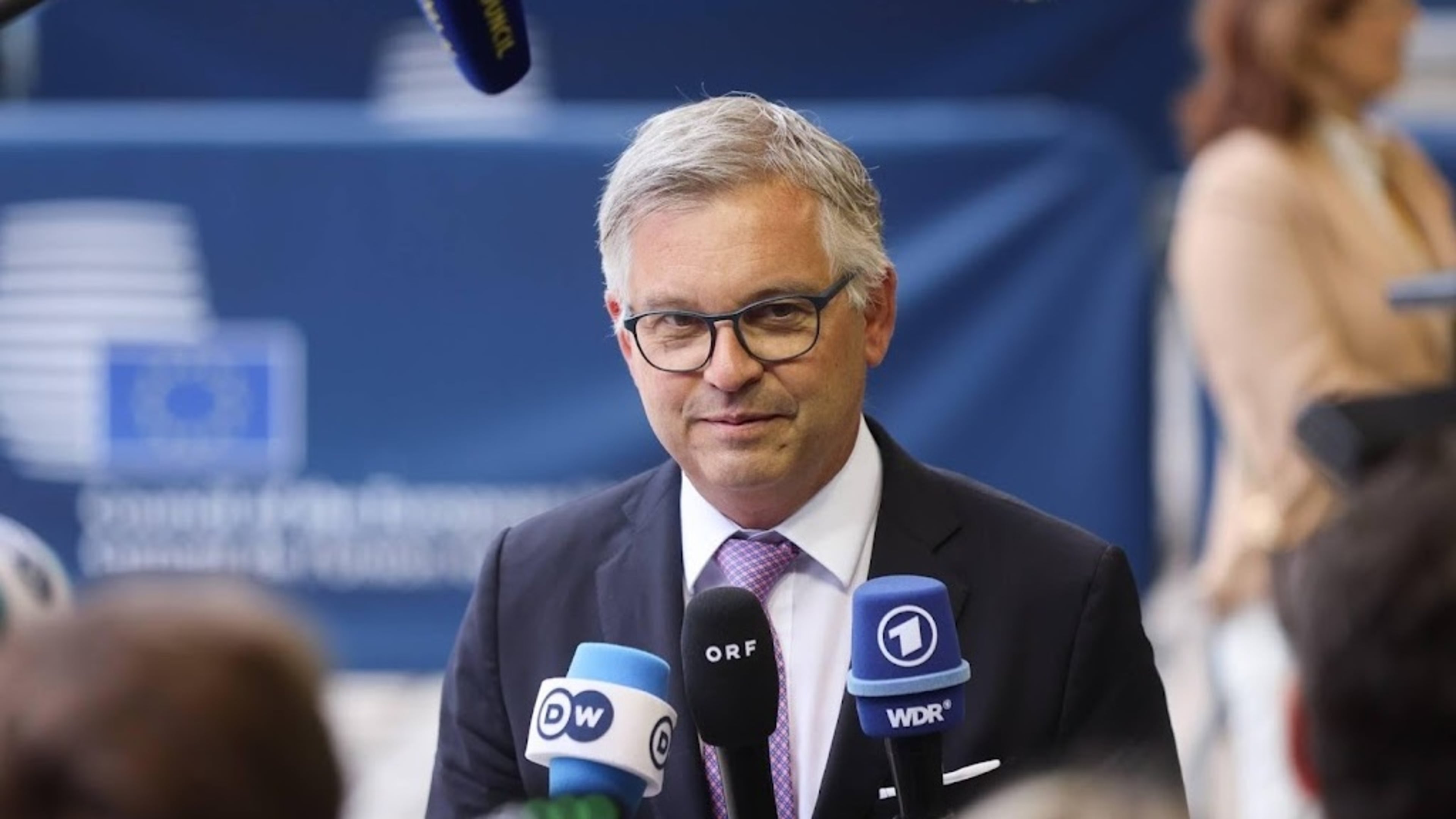 Brunner: penalties for countries not adhering to migration pact