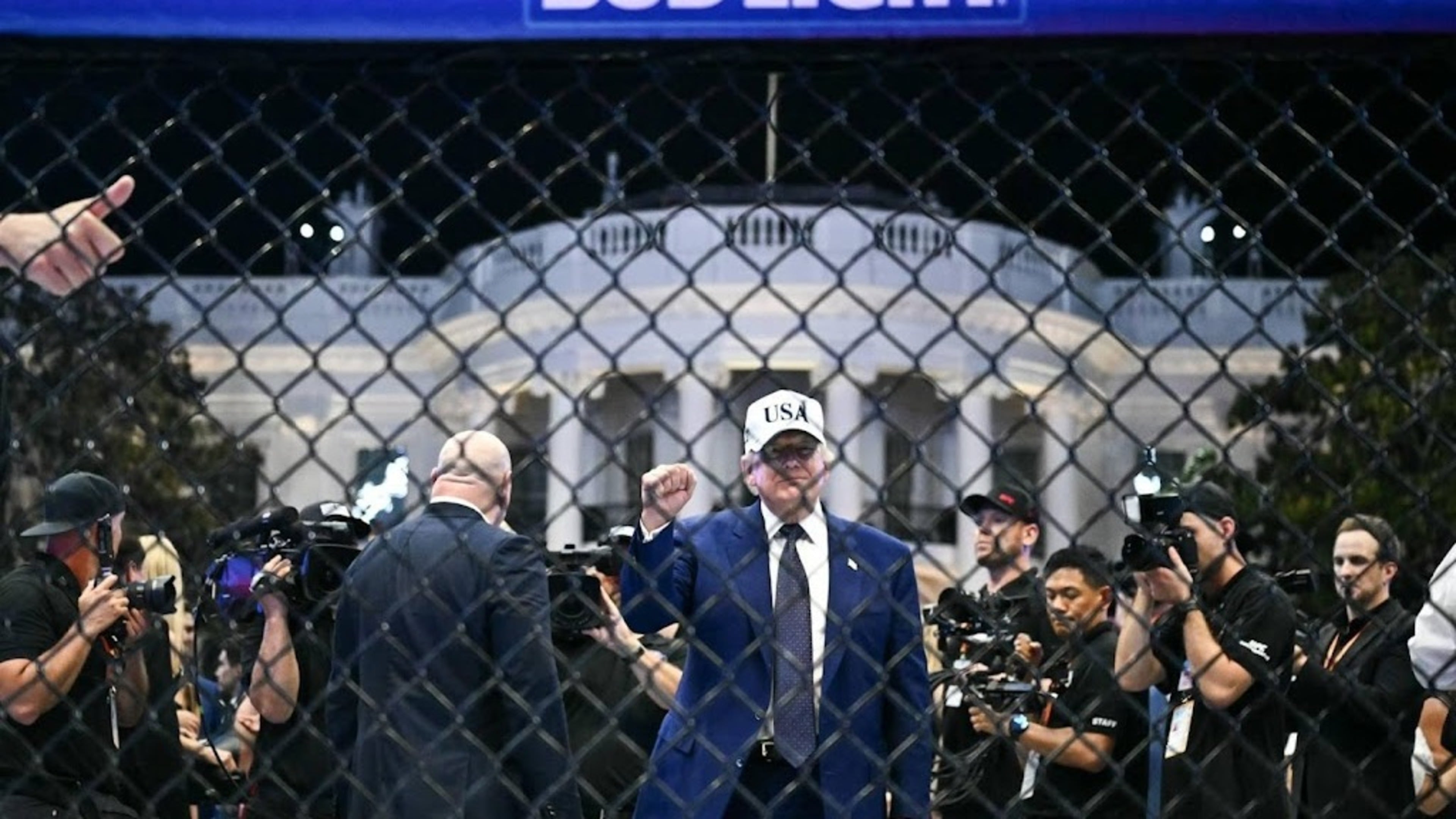FBI foils potential terror attack at White House cage fight