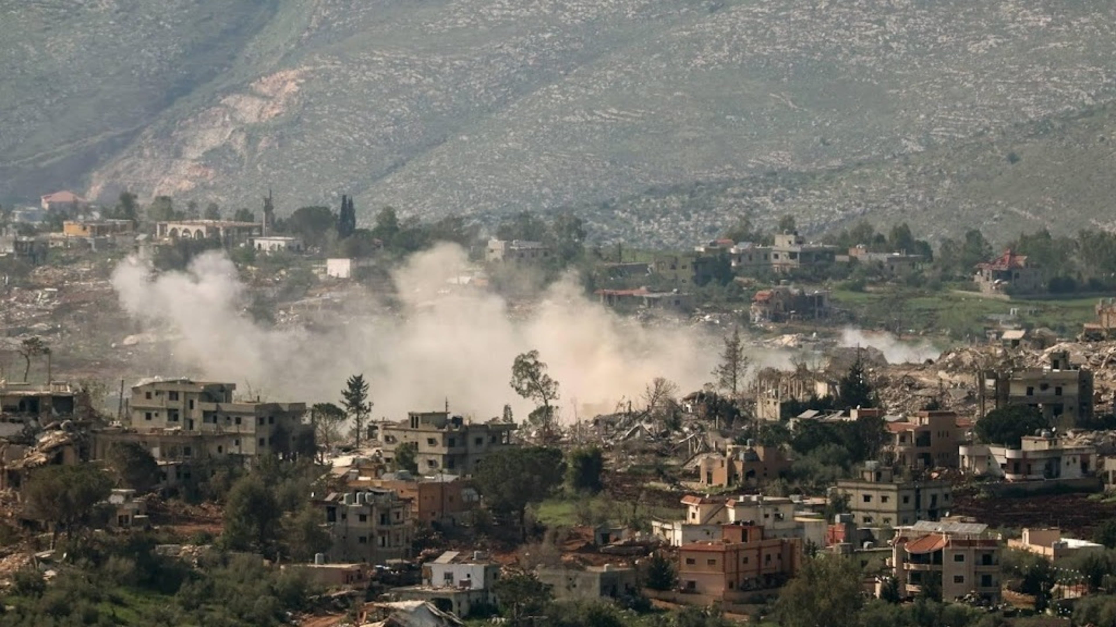 Lebanon reports 14 killed in Israeli attacks on Sunday