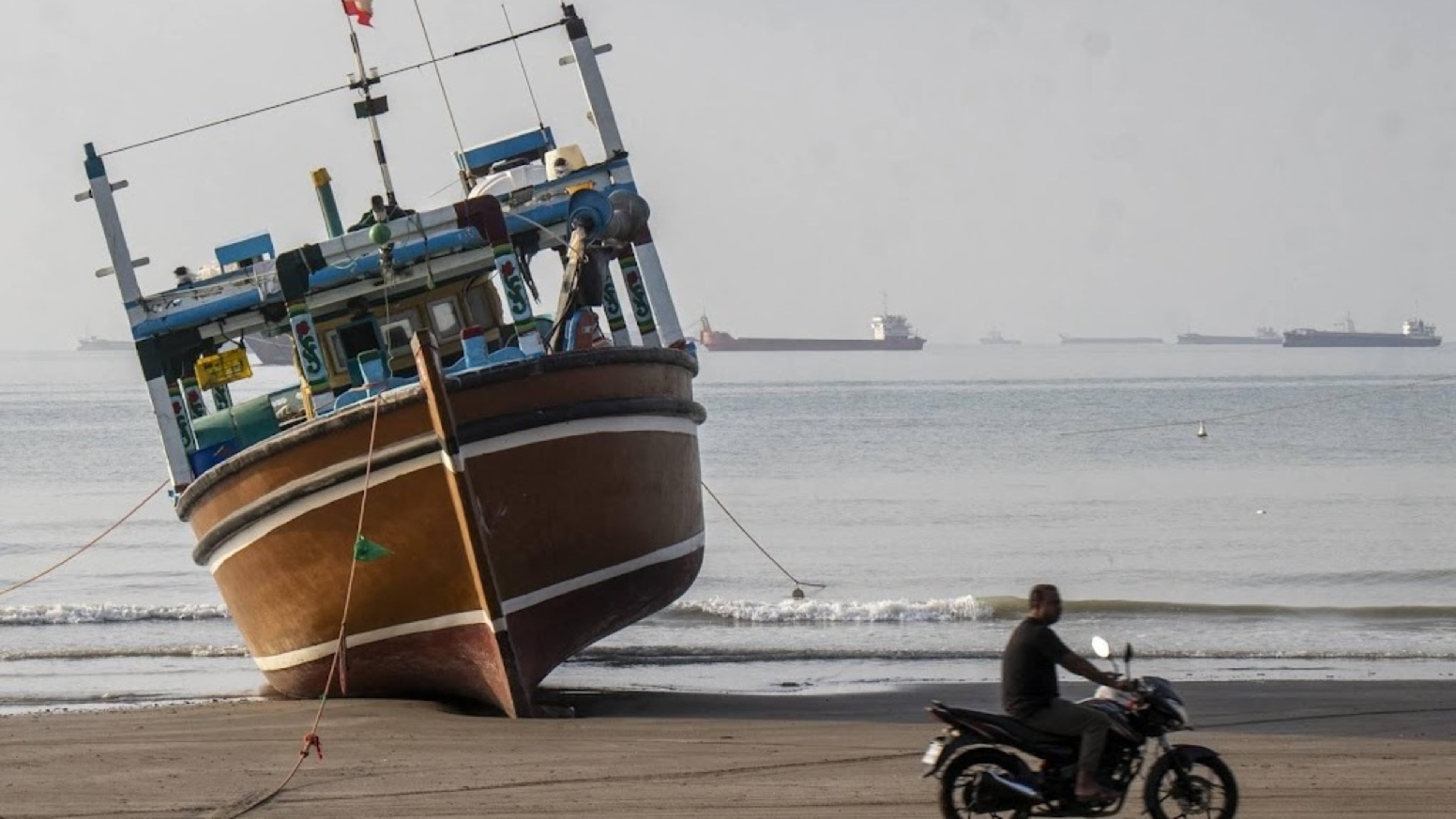 Iranian media report explosions near port city of Bandar Abbas