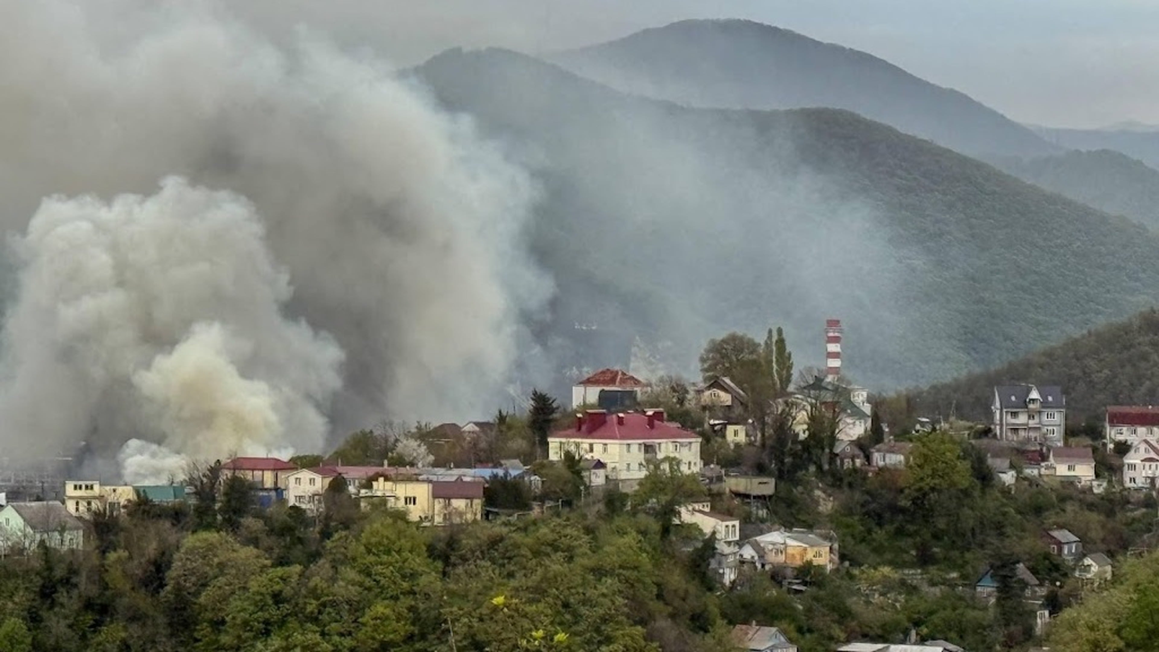 Ukraine claims new attack on Tuapse oil refinery