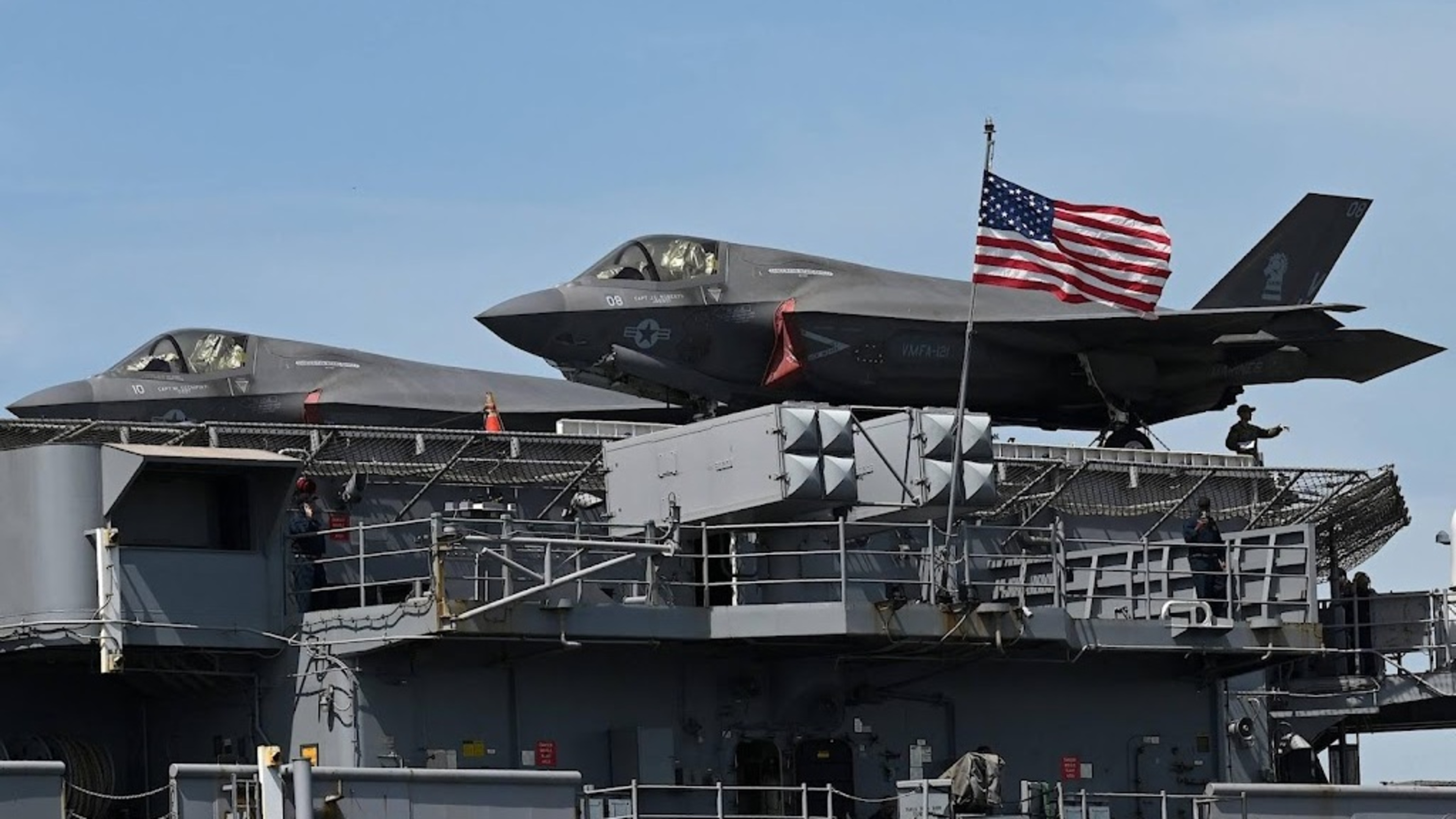 US sends maritime reinforcements to the Middle East