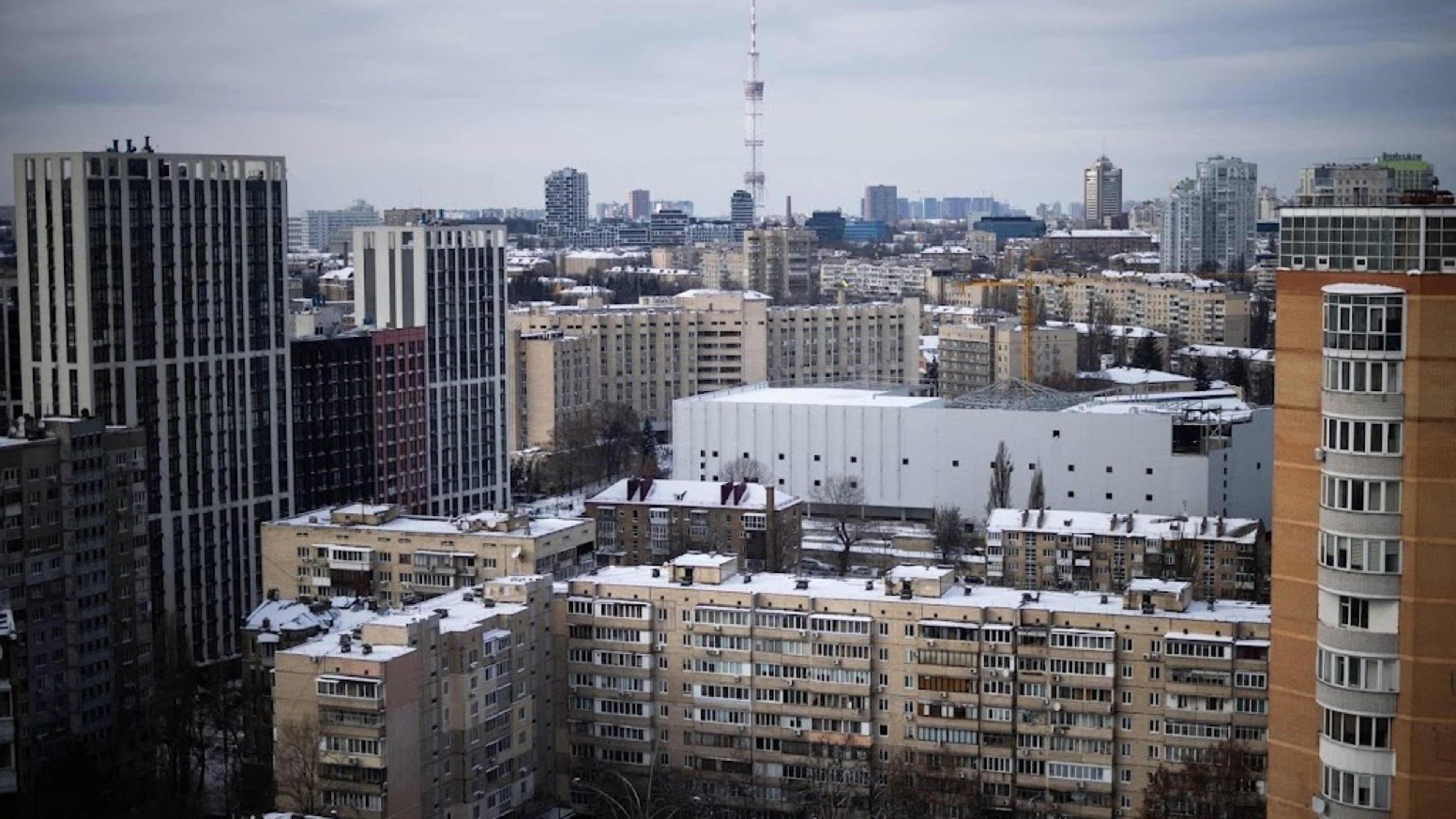 Gunman opens fire in Kyiv, multiple dead