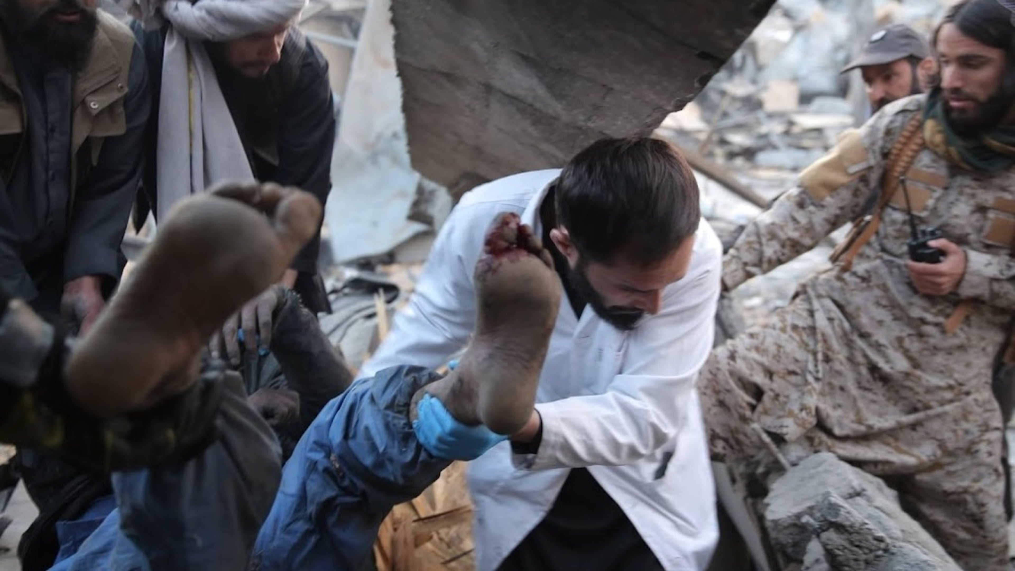 UN calls for investigation into deadly Kabul hospital explosion