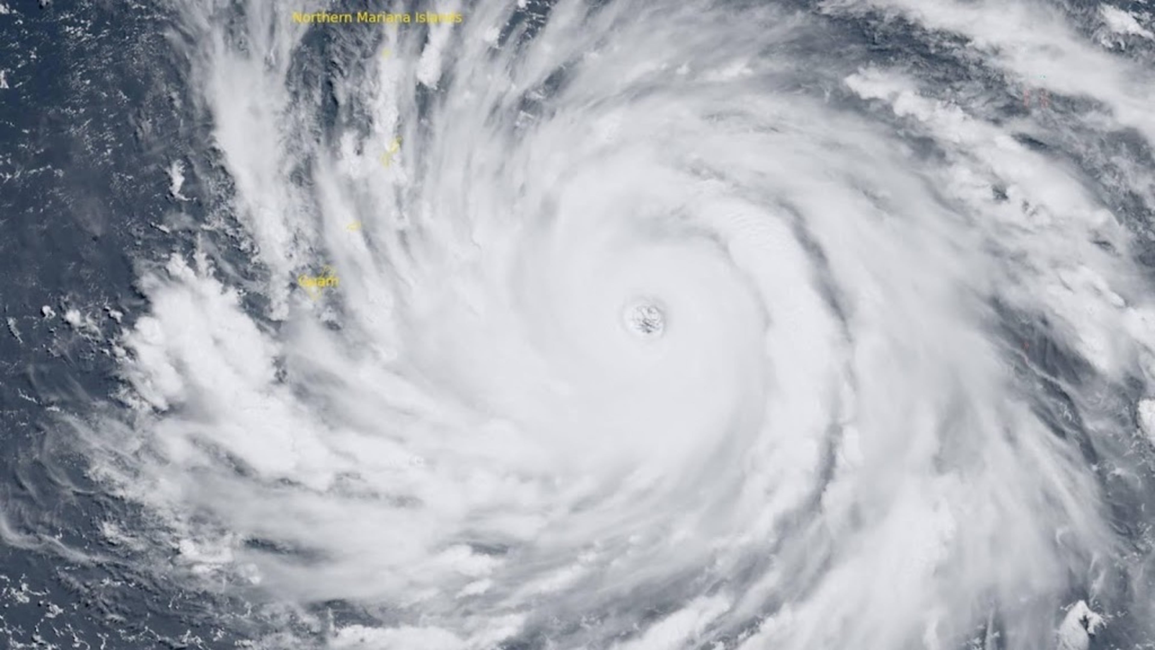 Super Typhoon Bavi hits US island of Rota: uninhabitable for weeks