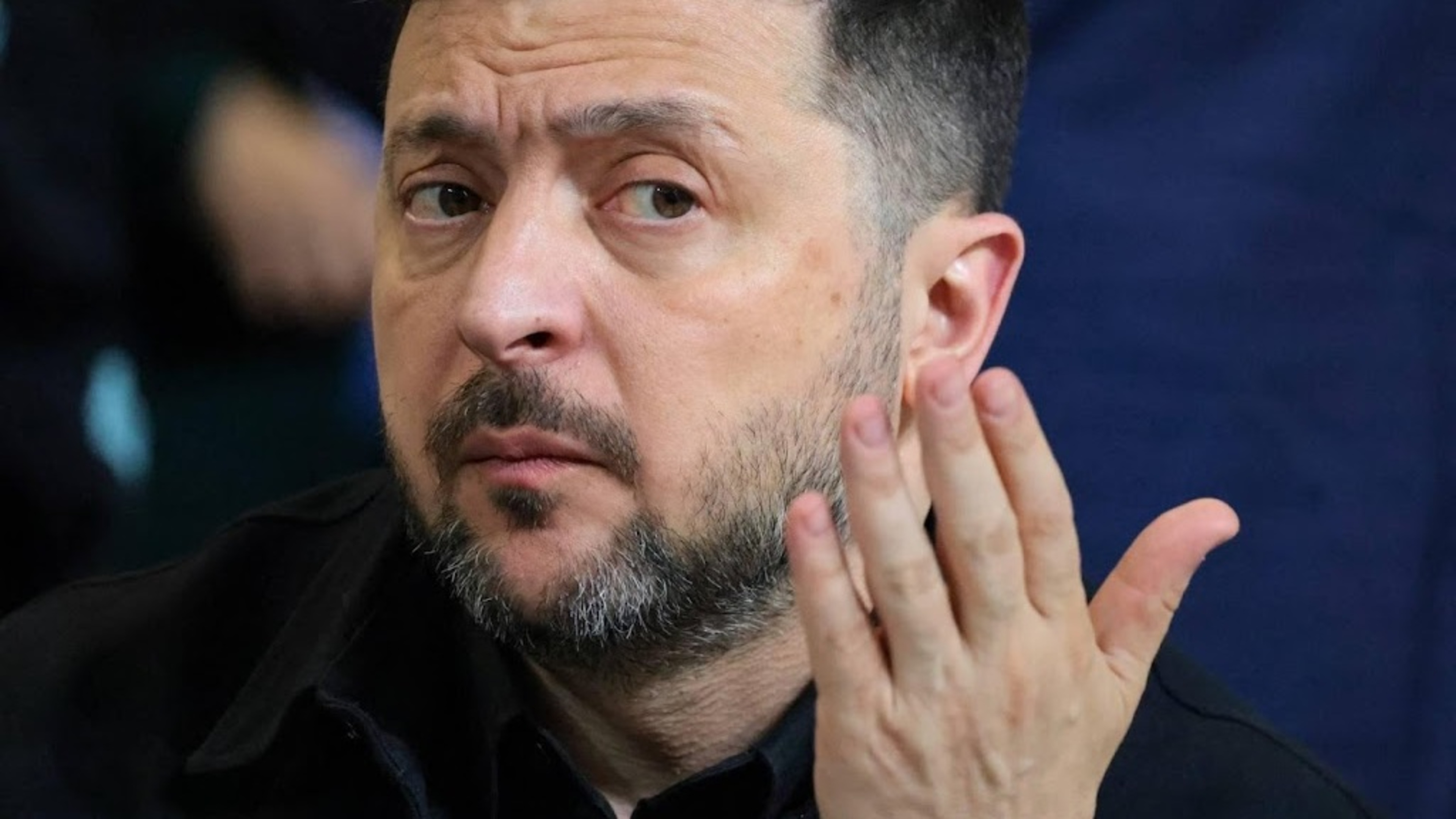 Zelensky: more medium-range strikes, drones and robots