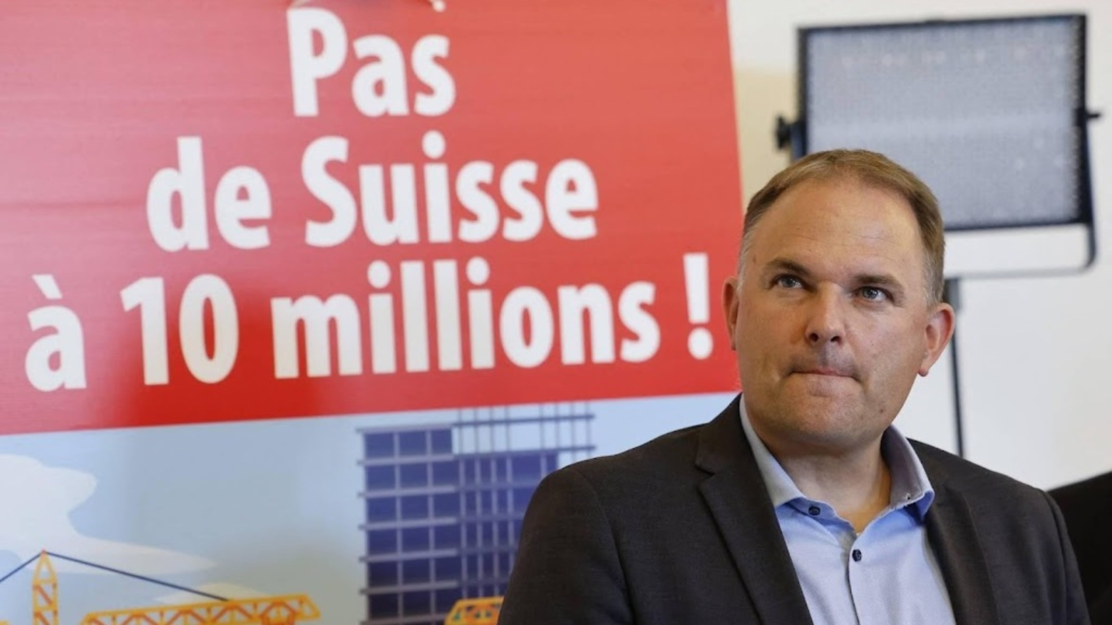Swiss reject population limit in referendum
