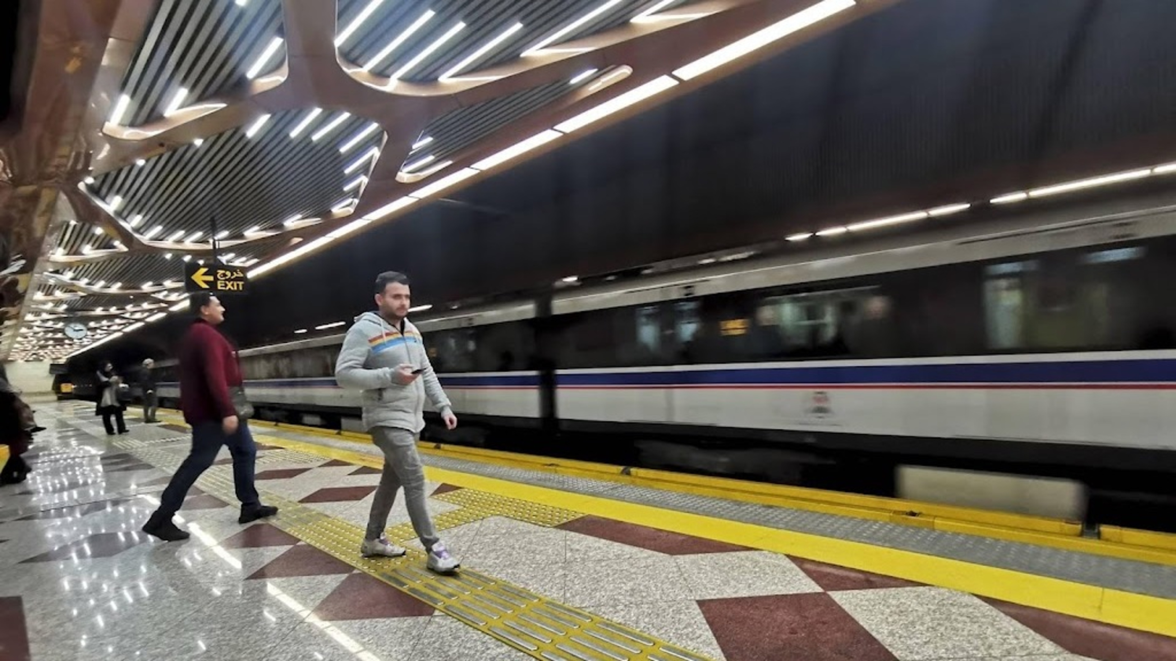 Israel warns Iranians to stay away from trains