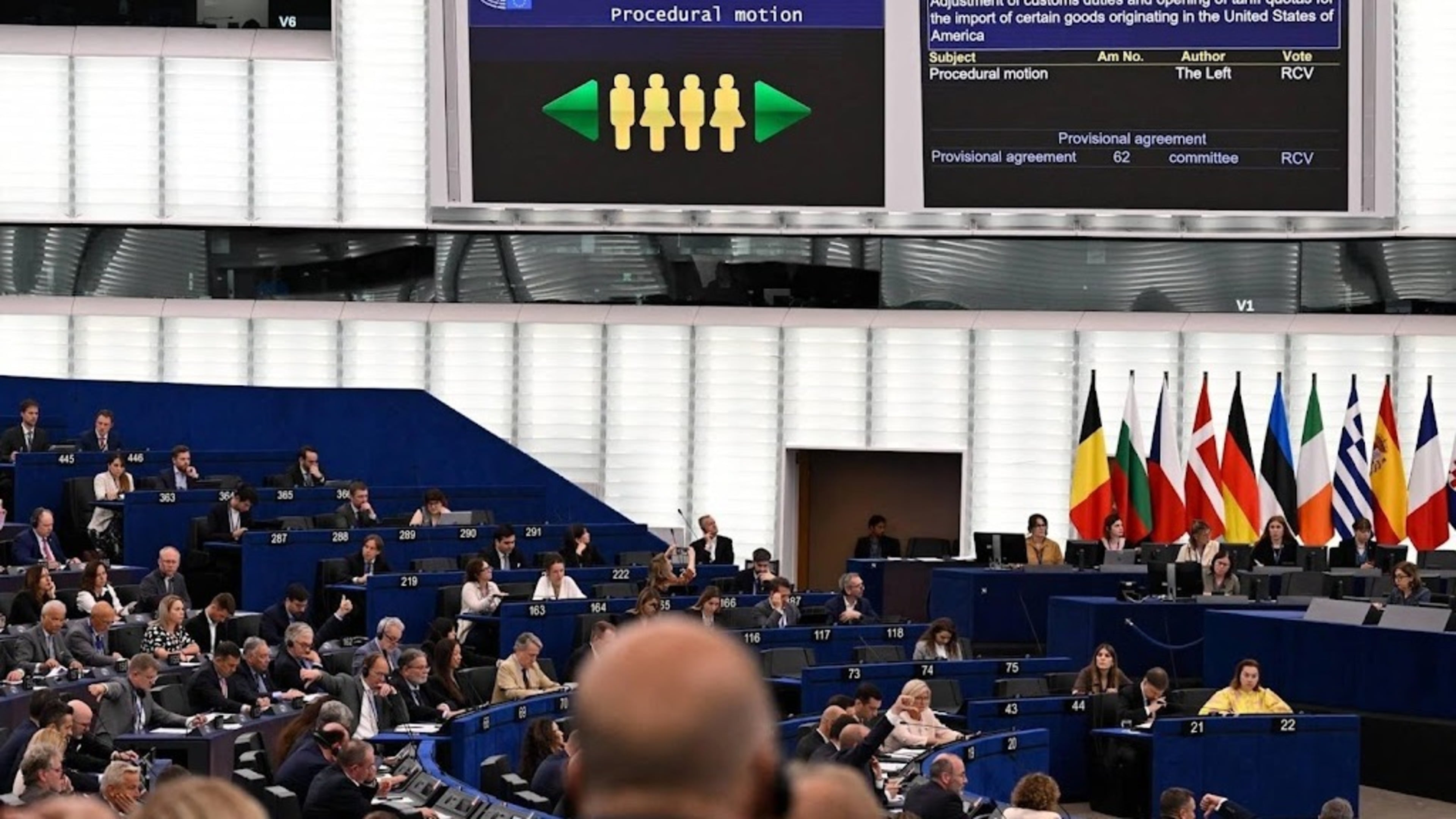 Heated final debate ahead of vote on asylum seeker return scheme