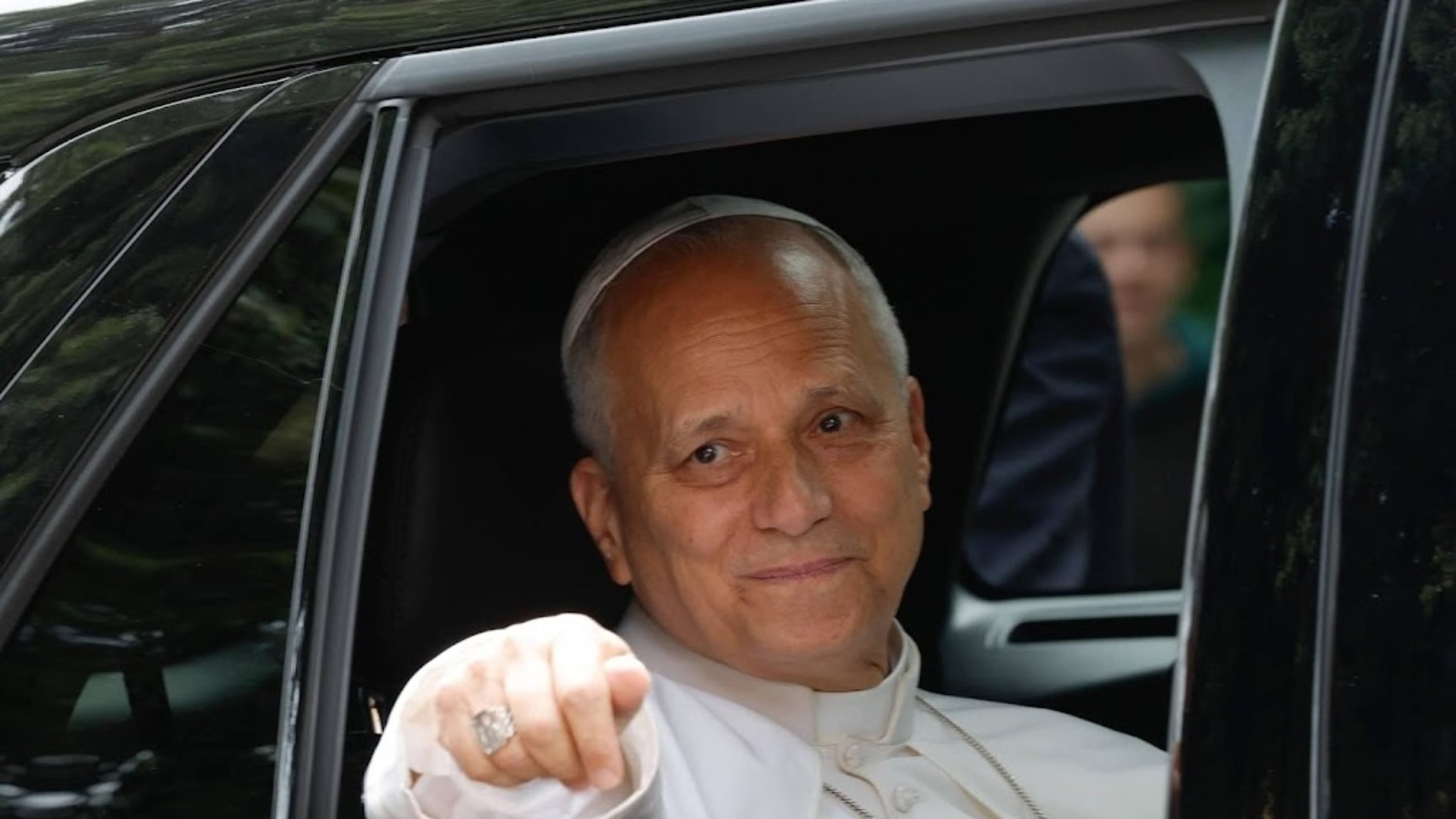Pope pays first state visit to France in eighteen years