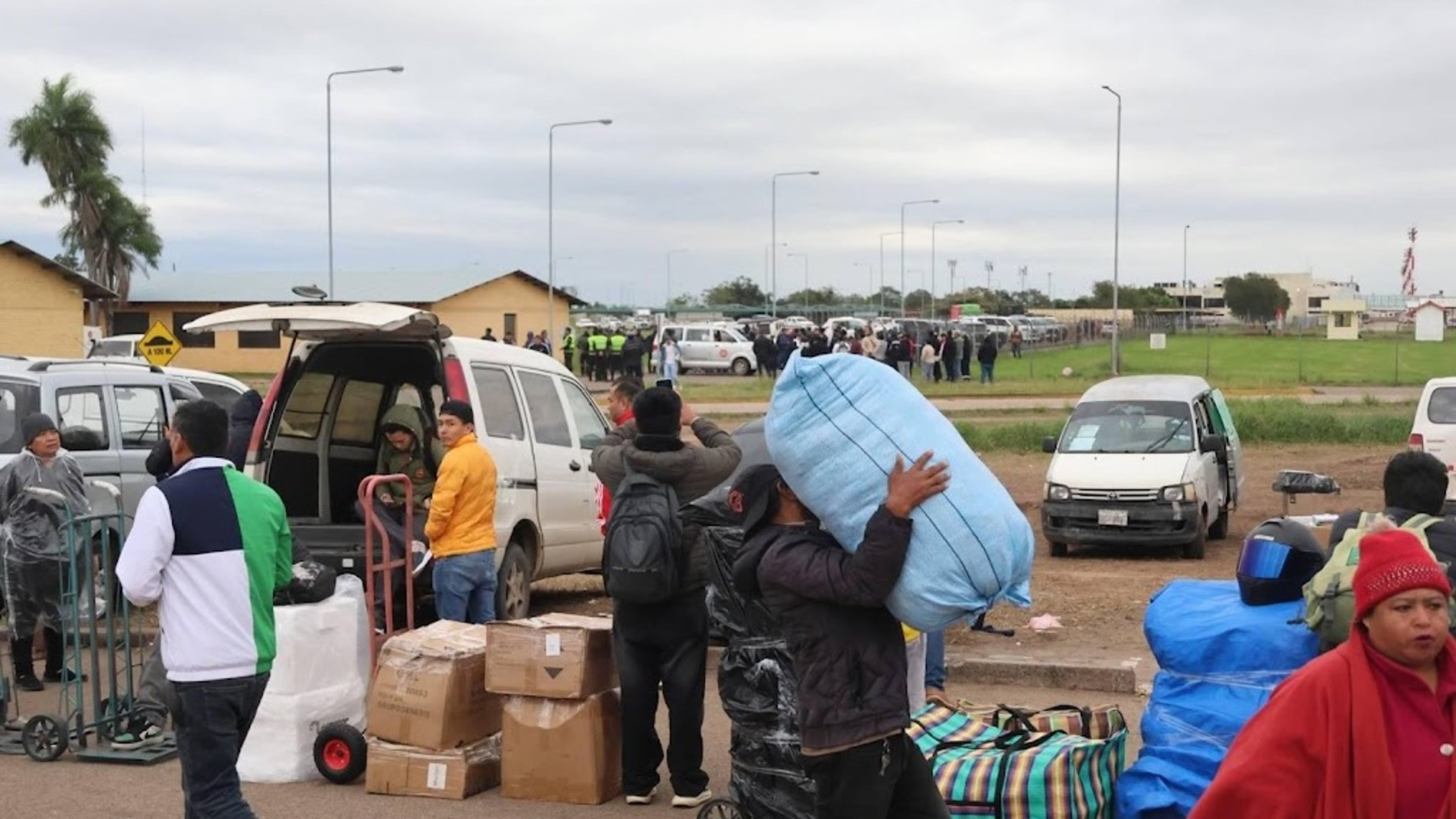 Bolivia declares state of emergency over blockade crisis