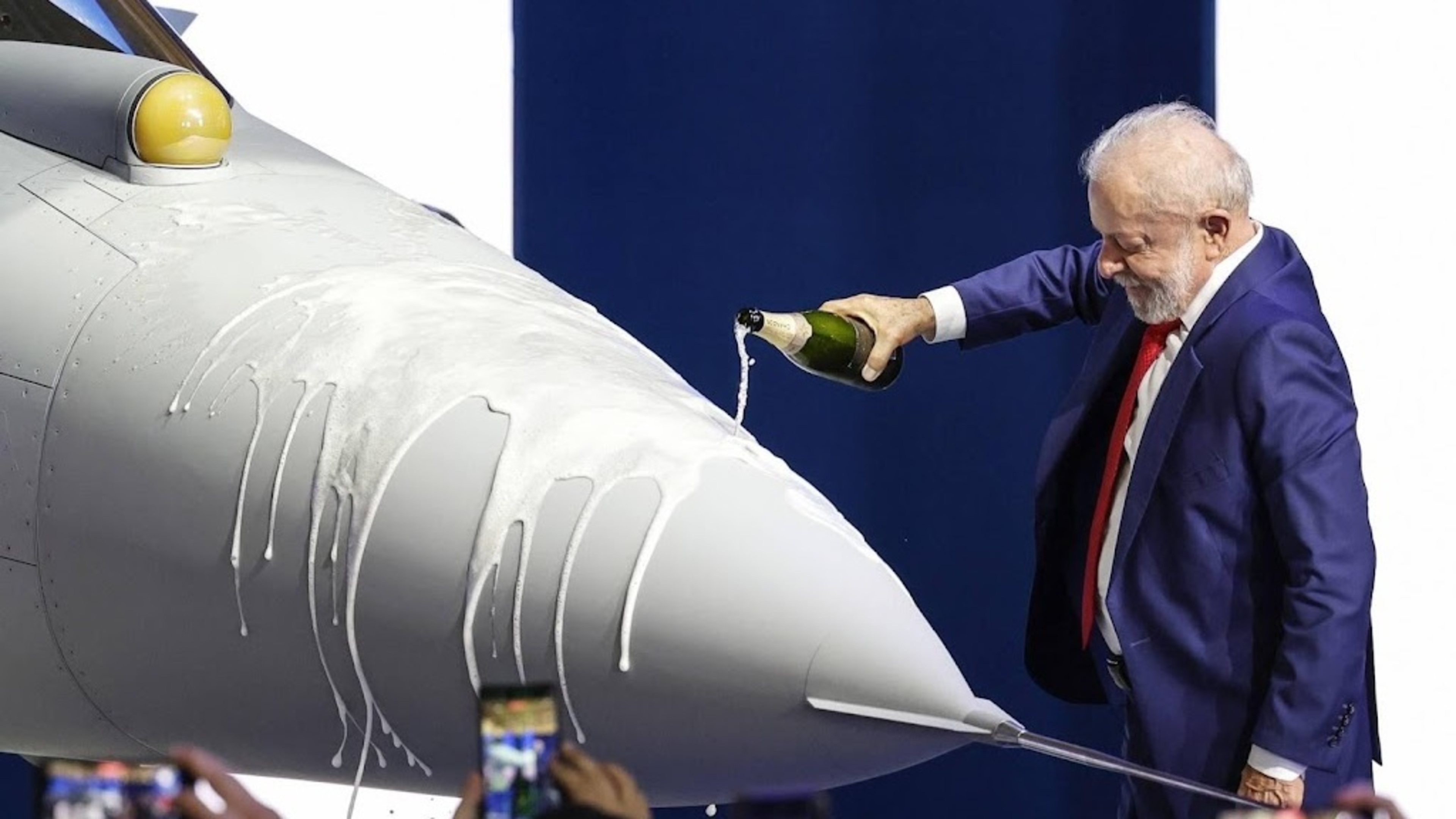 Brazil unveils first locally assembled fighter jet