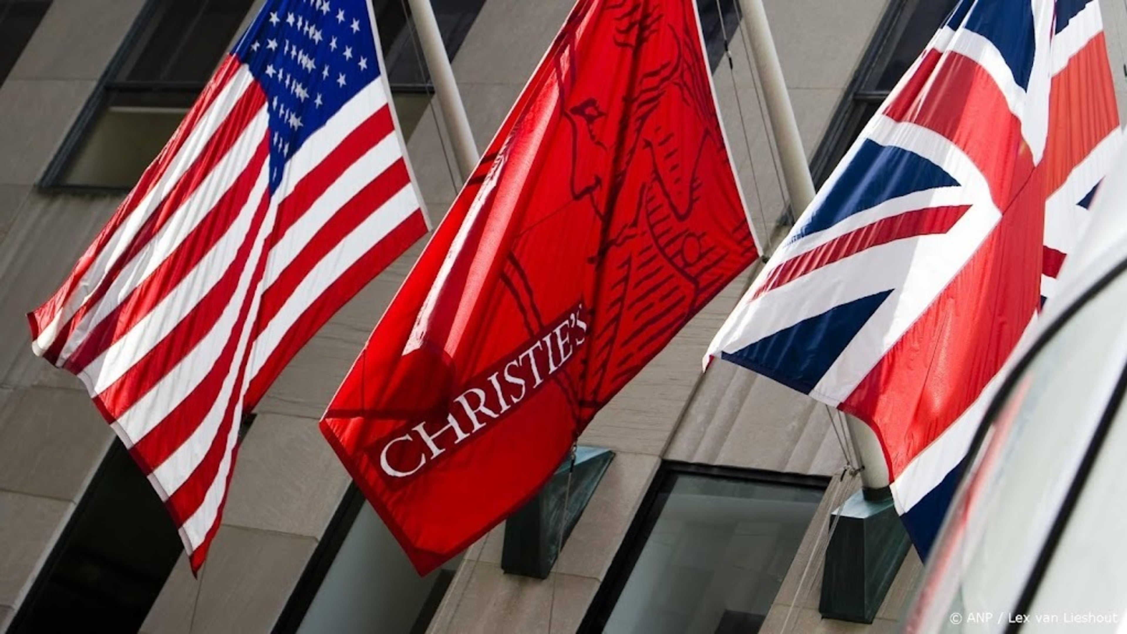 New York art auctions make comeback with record prices