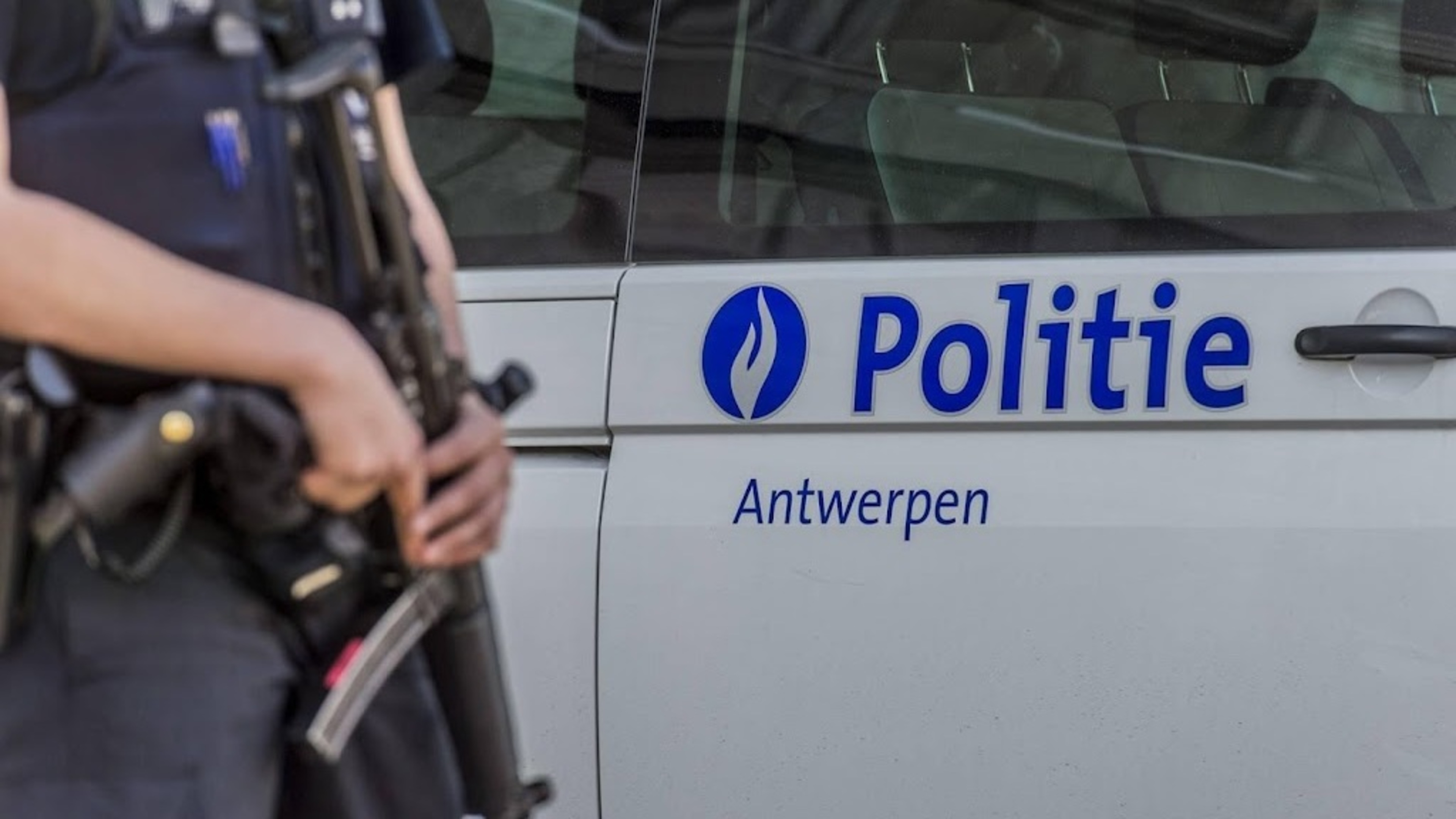 Antwerp car fire suspects placed in closed institution