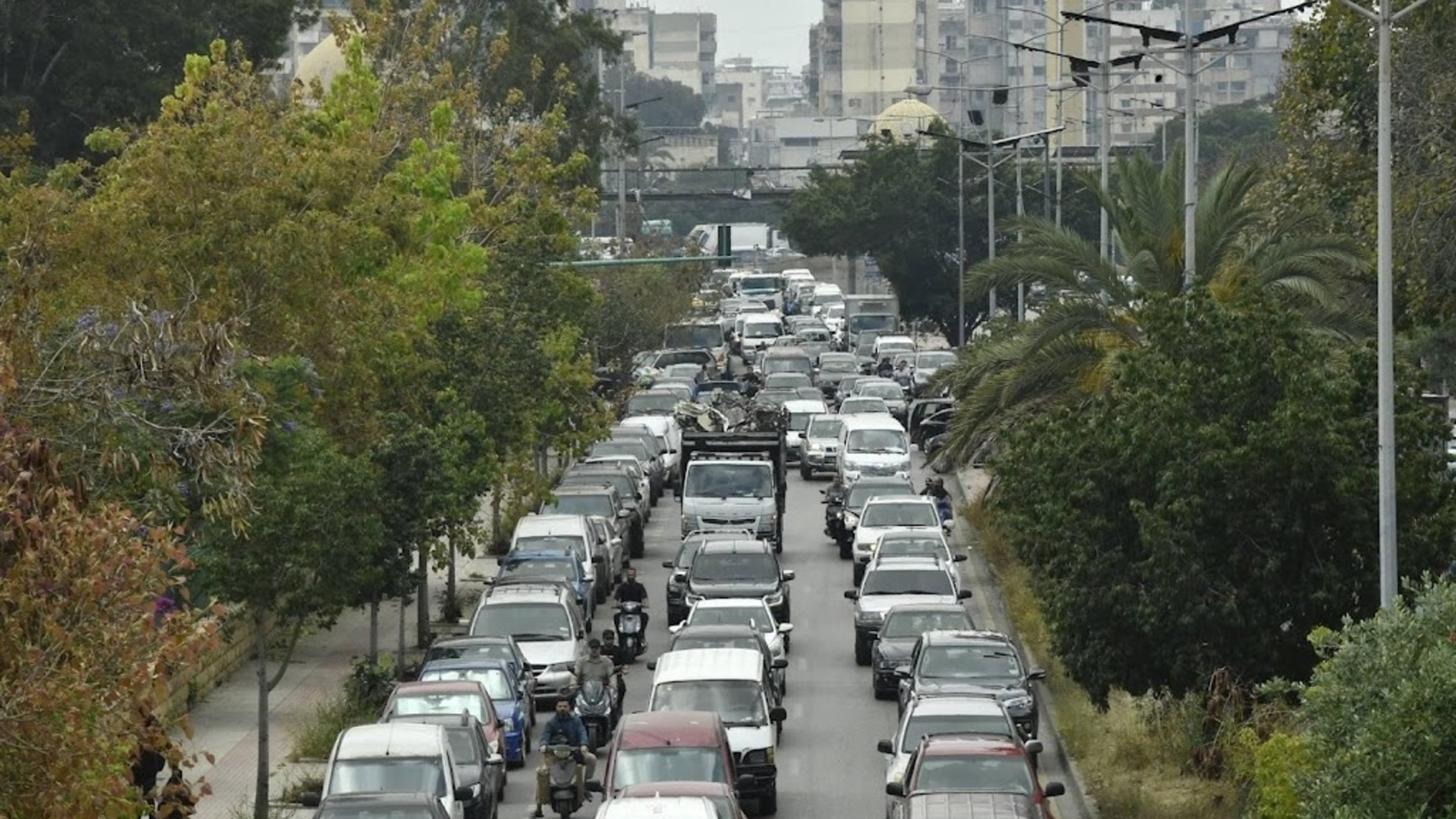 Residents flee Beirut fearing Israeli attacks