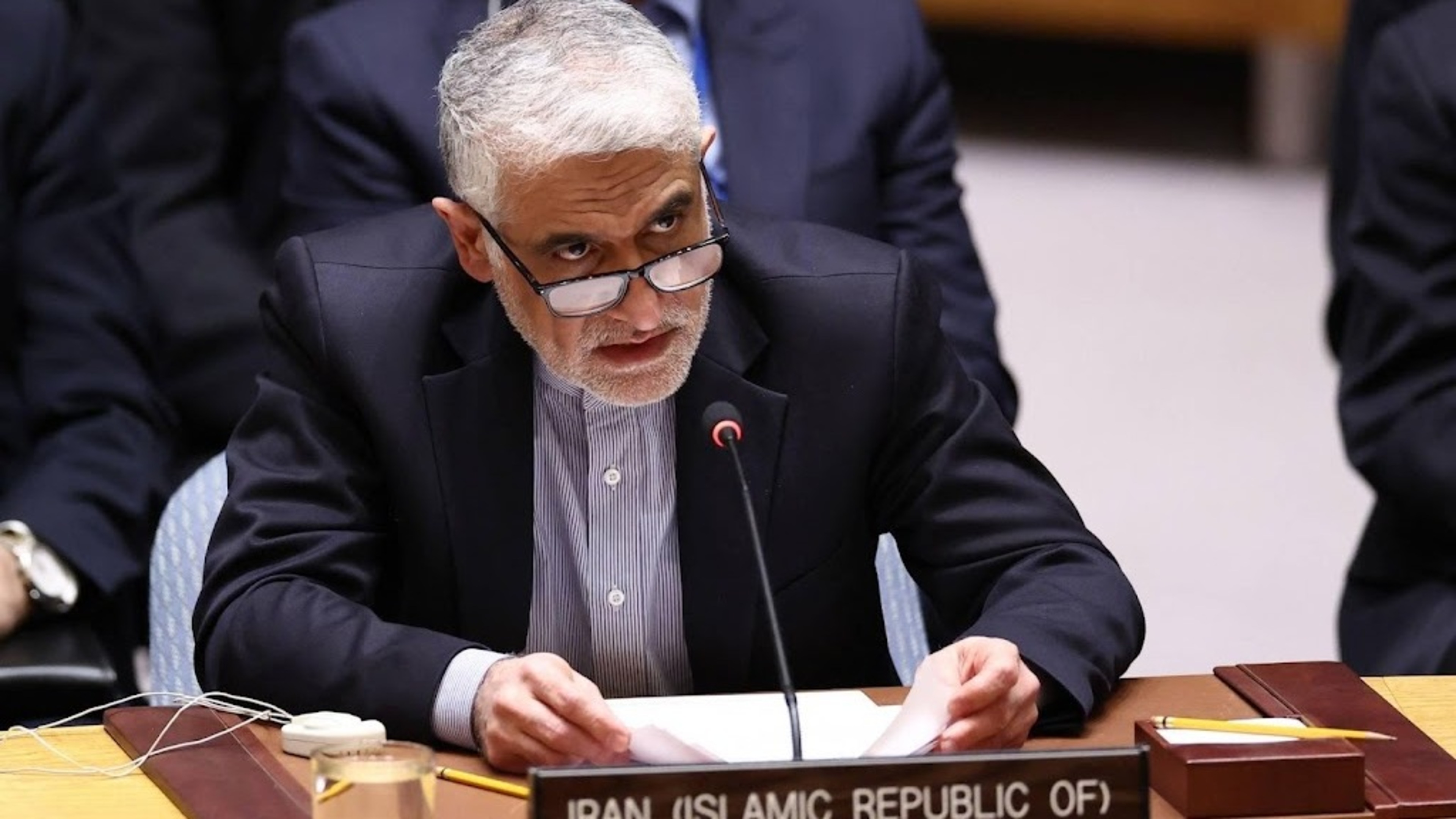 Iran's UN Ambassador: Iran does not want to close Strait of Hormuz