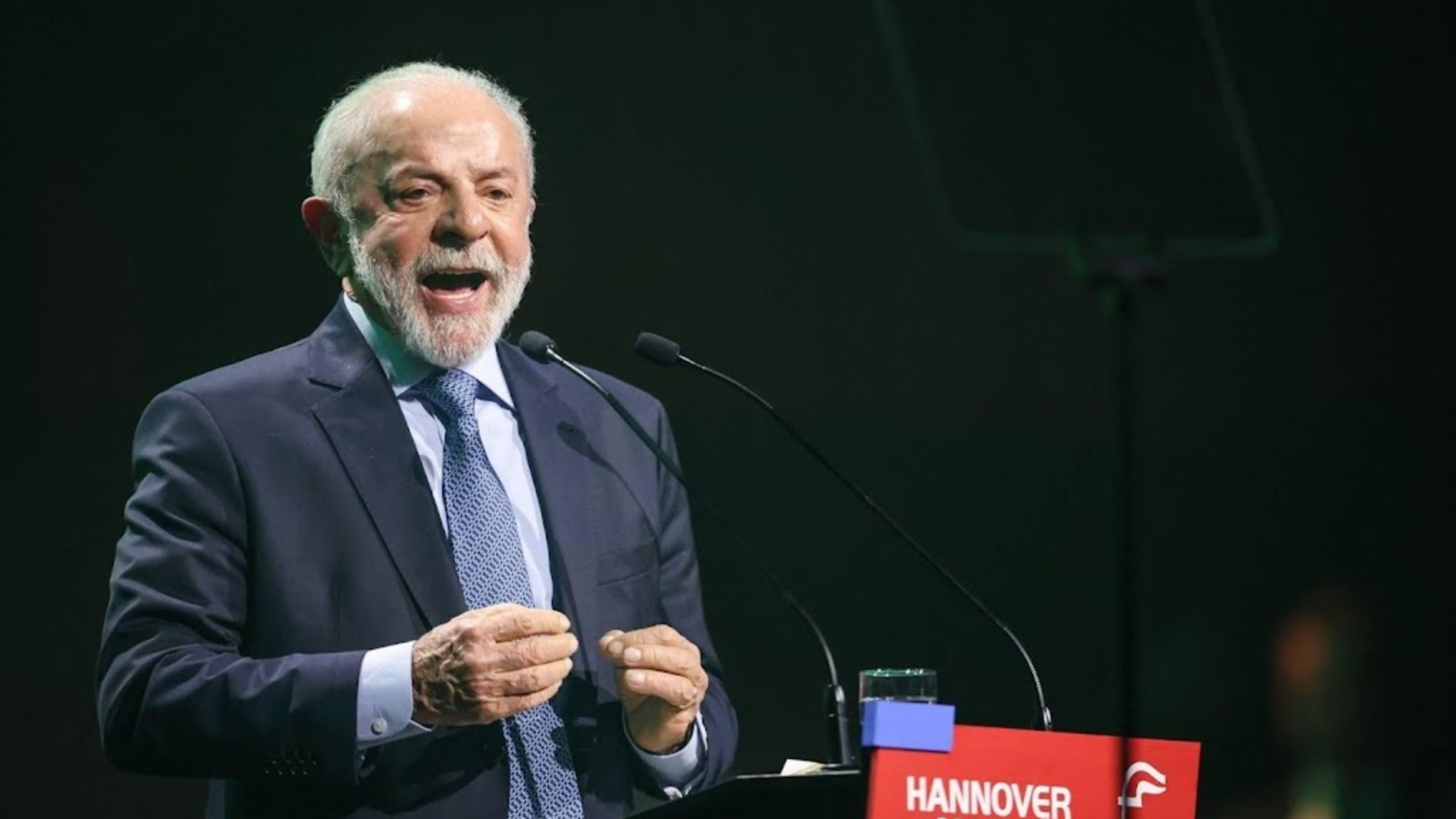 Brazilian President Lula calls war against Iran madness