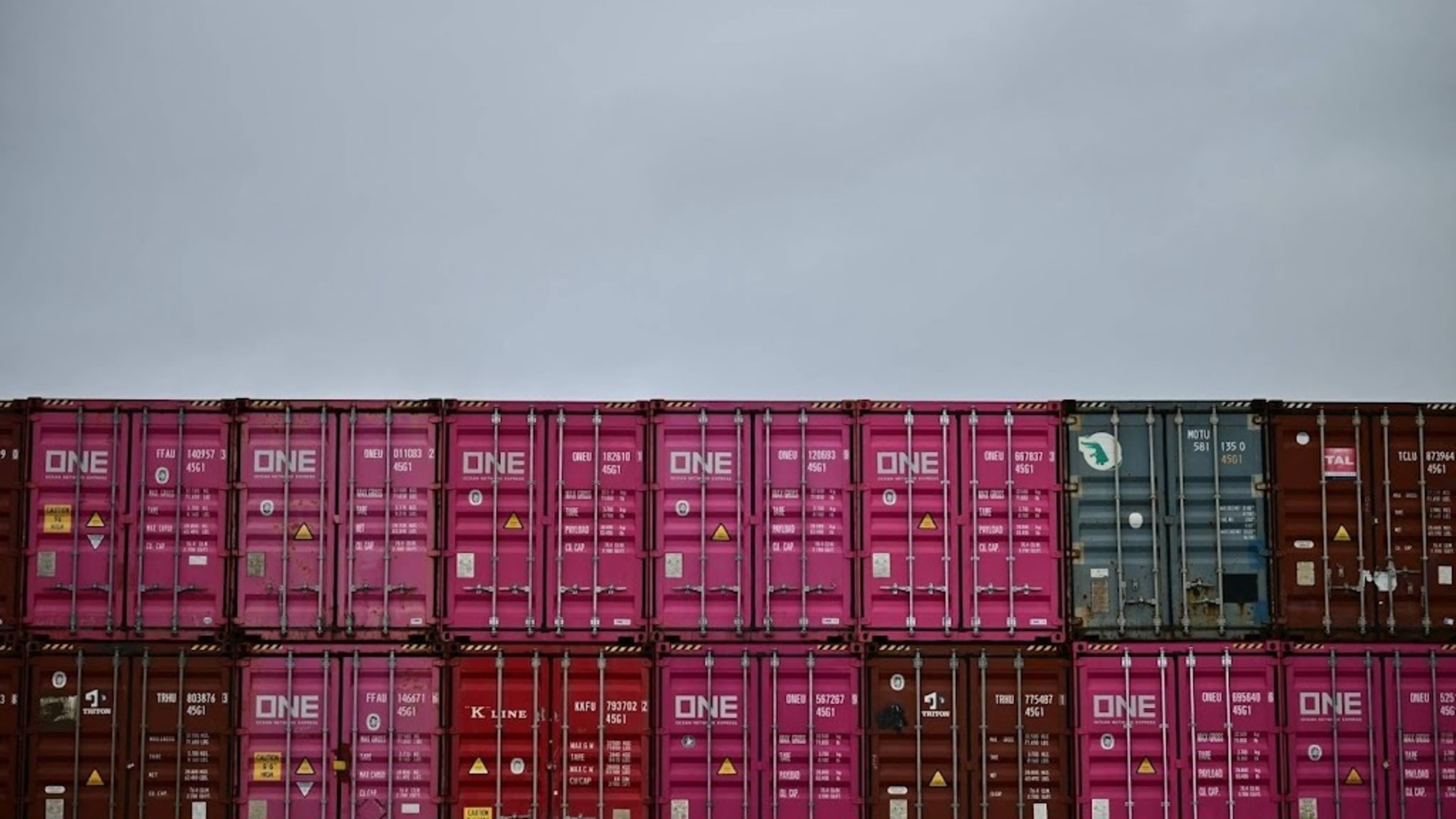 Shipping Monitor: Iran fires on container ship again