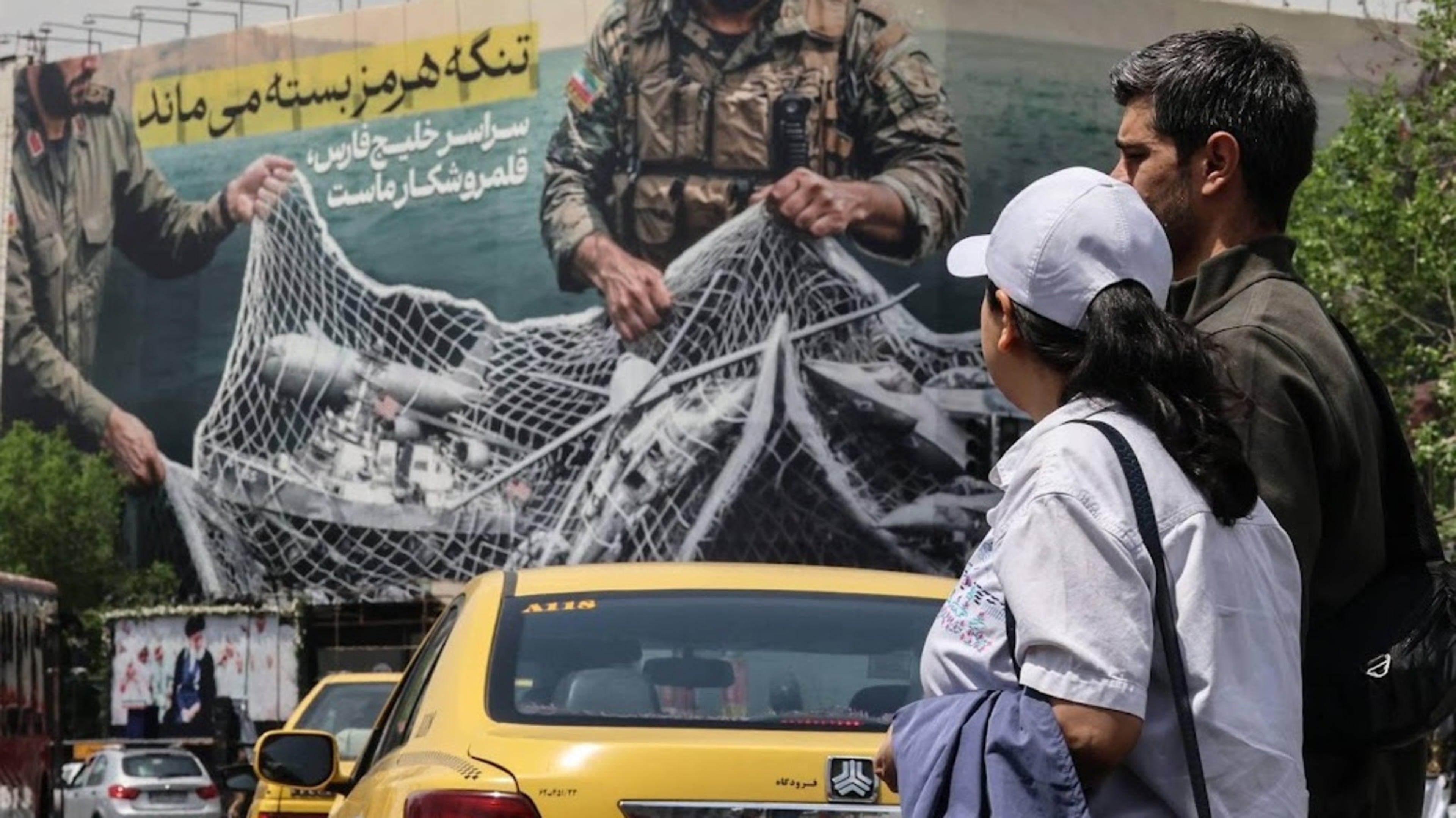 Washington Post: Months needed to clear mines in Strait of Hormuz