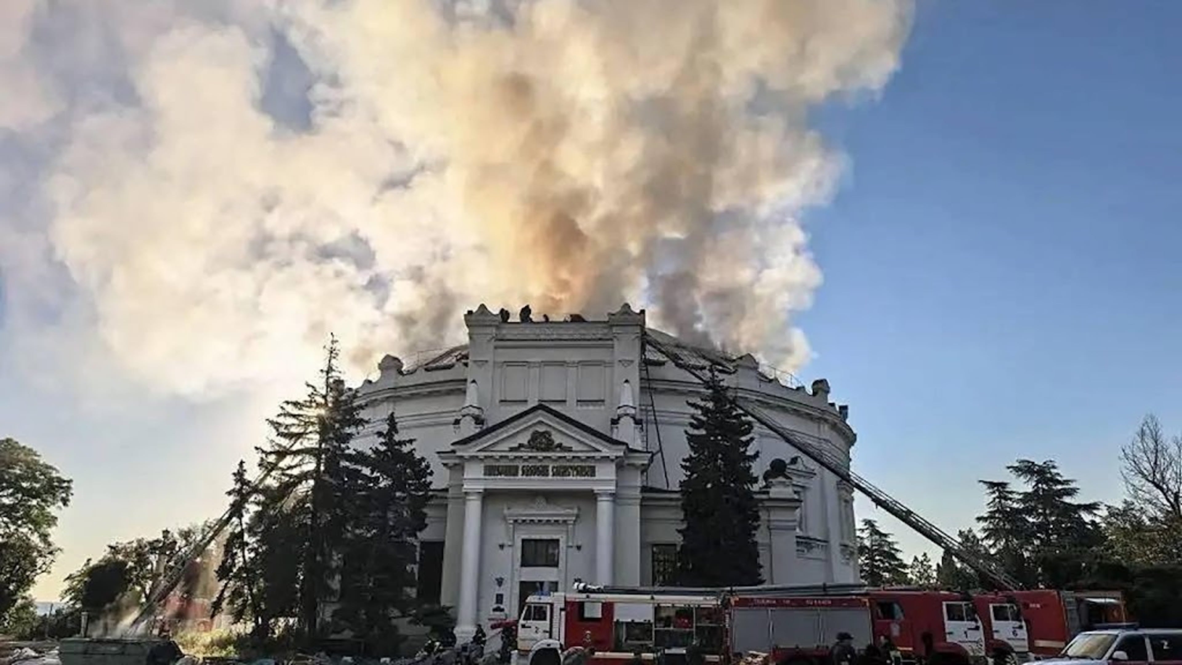 Sevastopol in Crimea without power after Ukrainian attacks