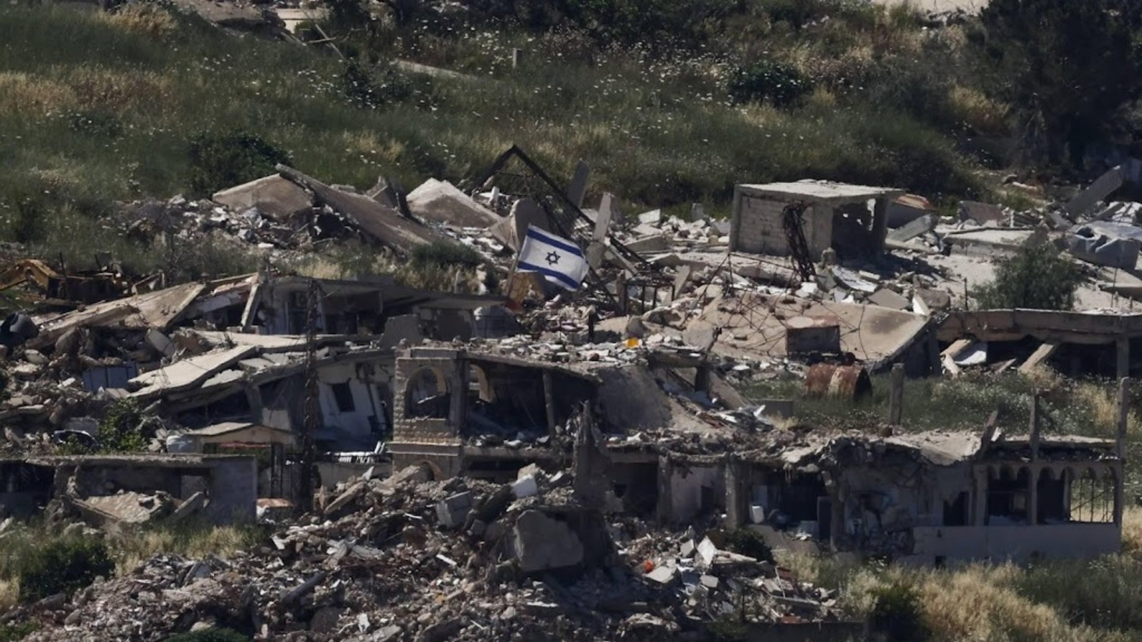 Israel orders evacuation of villages north of the Litani
