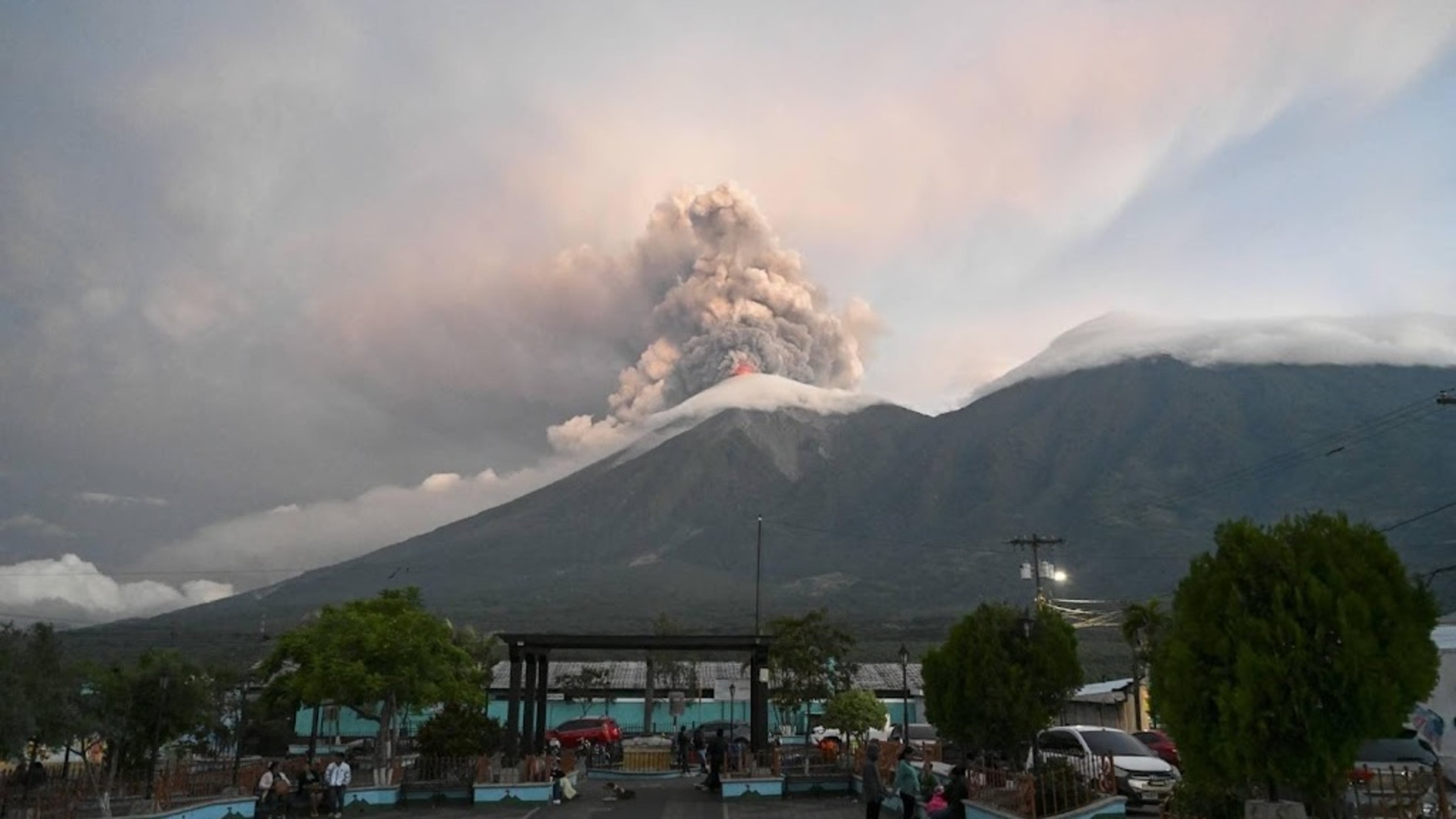 Alarm over uitbarsting van actieve vulkaan in Guatemala