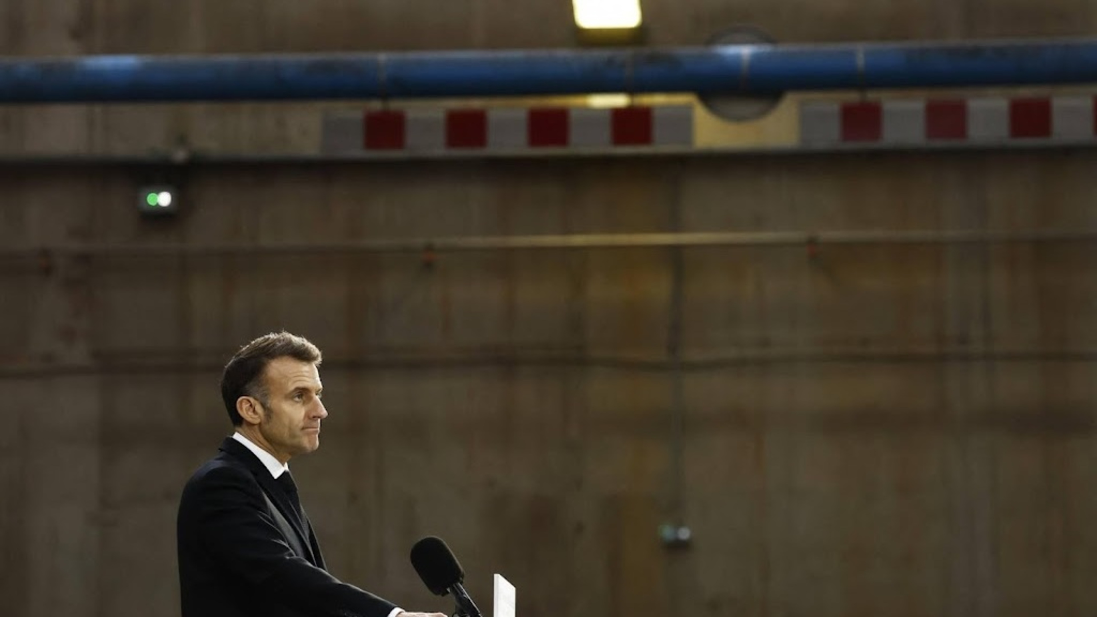 NATO welcomes talks on French nuclear weapons