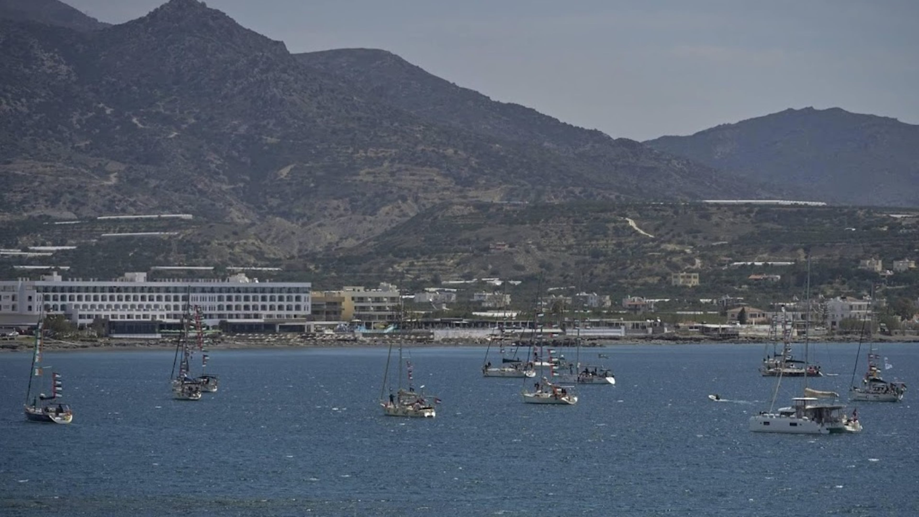 Flotilla: ten more ships en route to Gaza, 41 intercepted