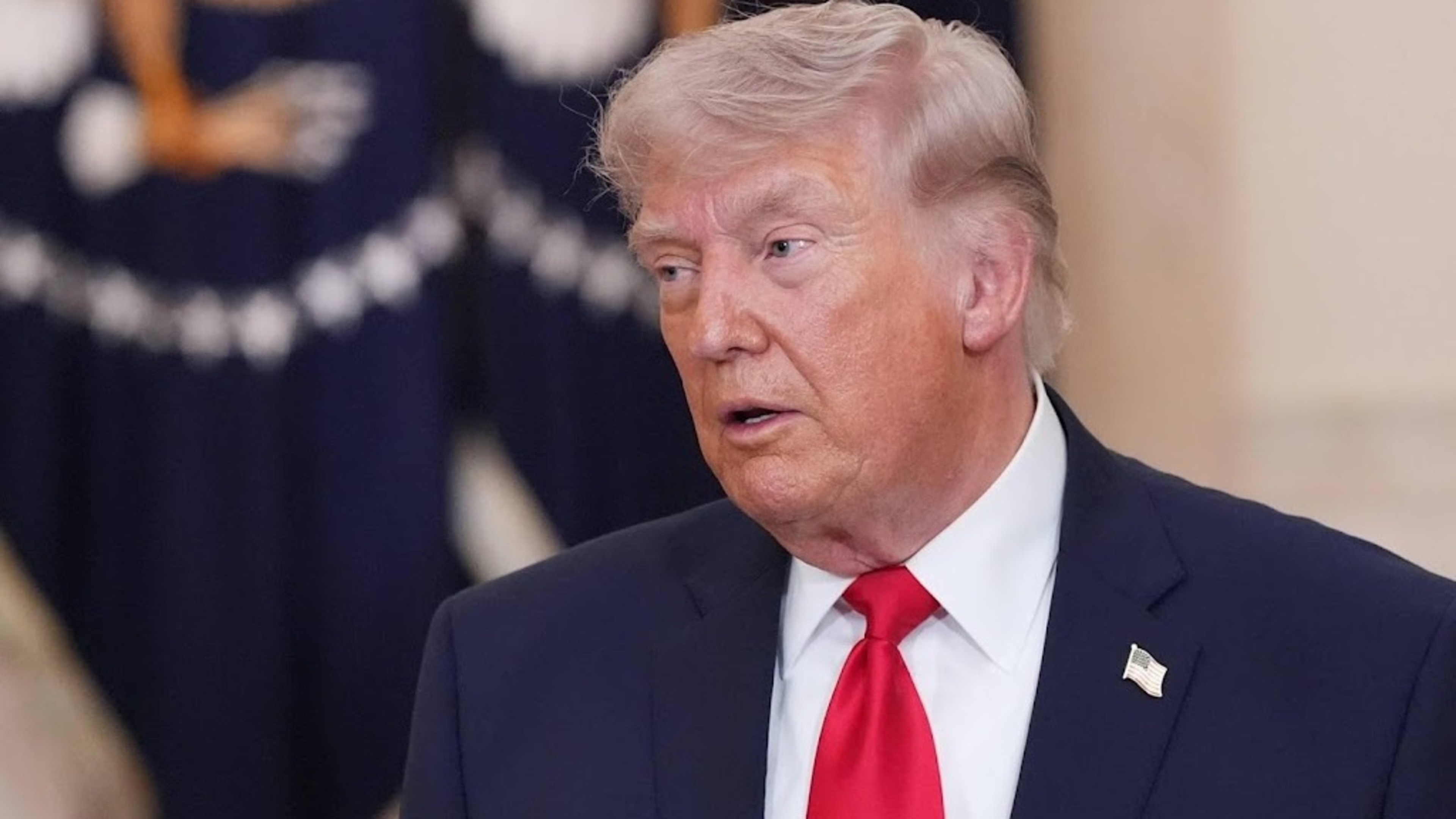 Trump proposes record US defense budget