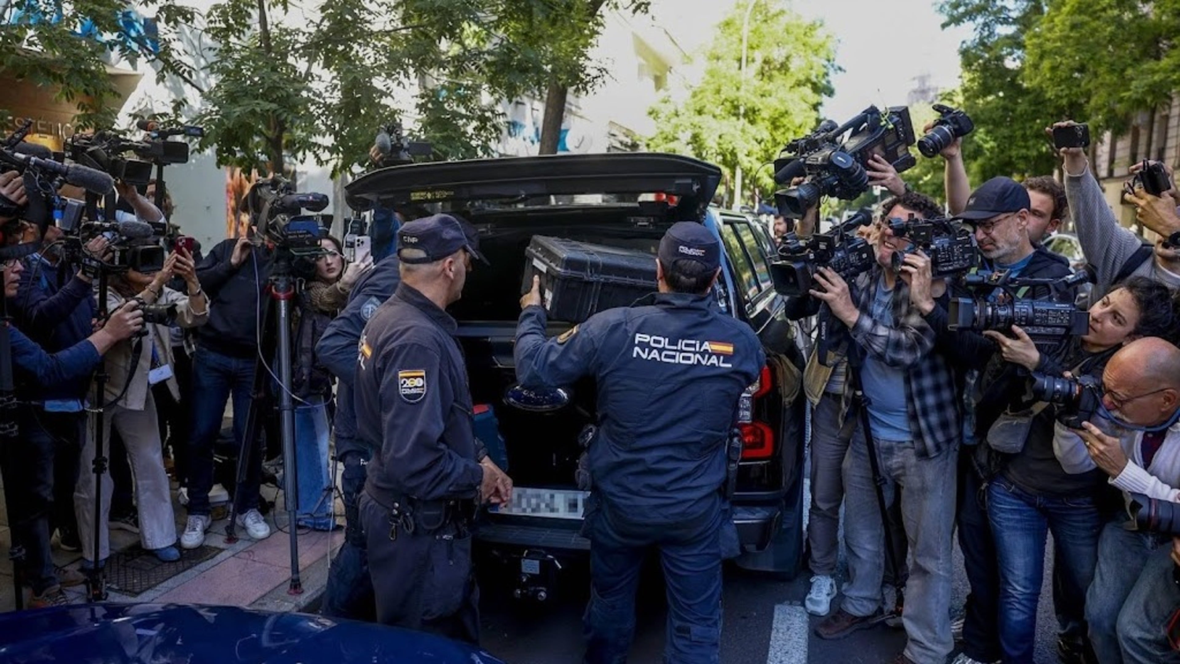 Former Spanish PM Zapatero investigated for COVID fraud