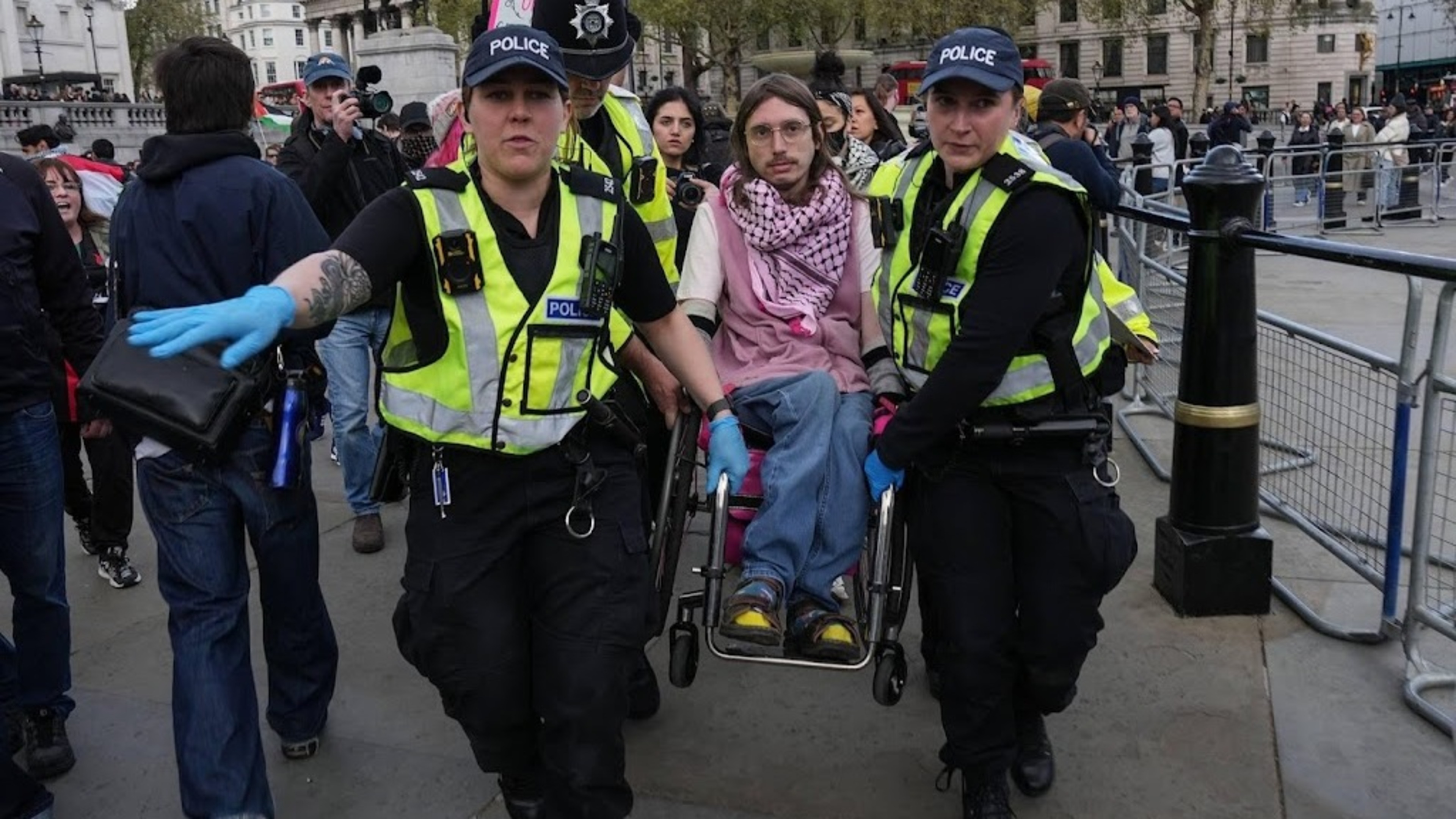 Hundreds of arrests at pro-Palestinian protest in London
