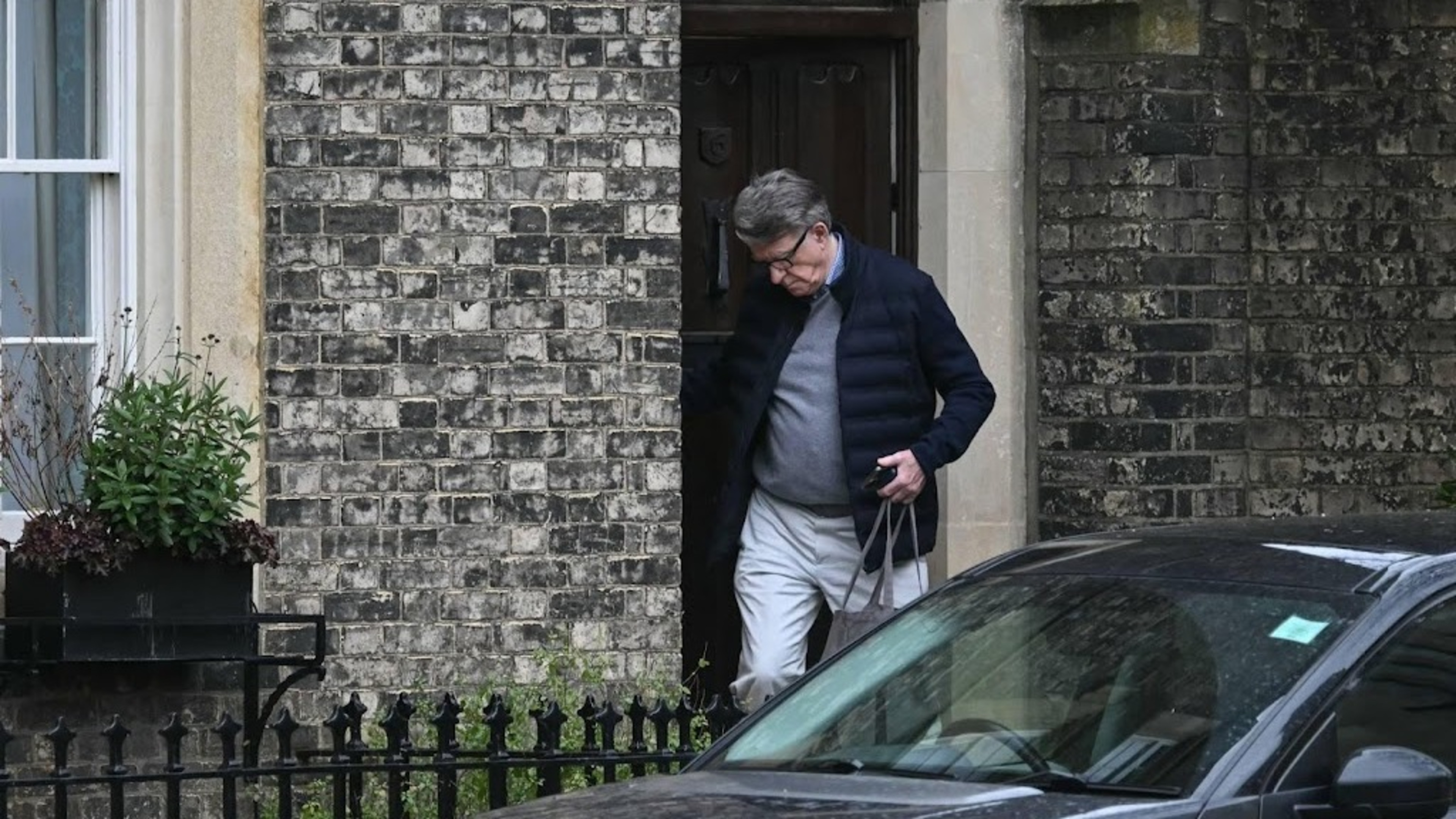 British Speaker warned police of Mandelson flight risk