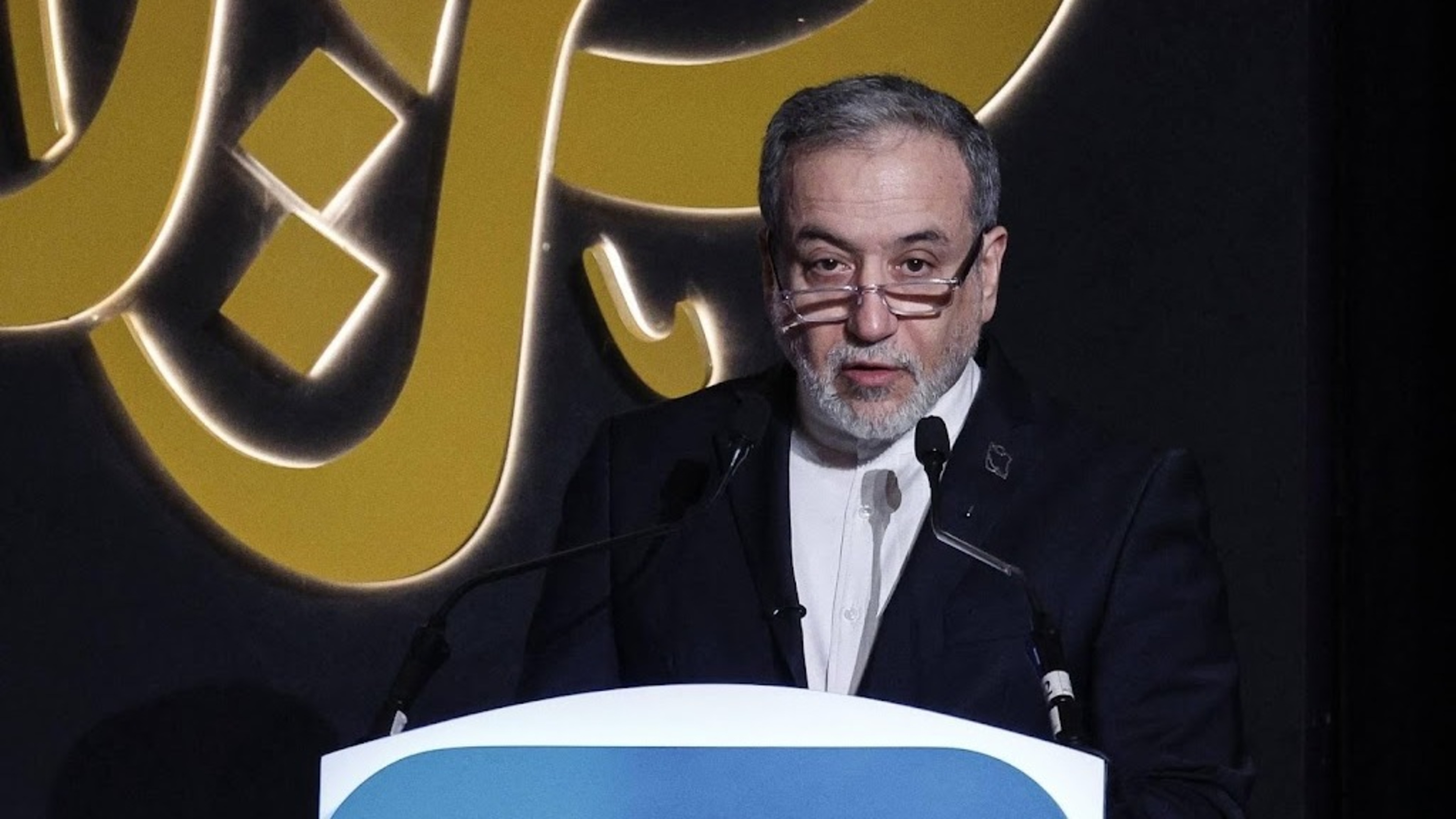 Iranian Foreign Minister: no plans to negotiate with US