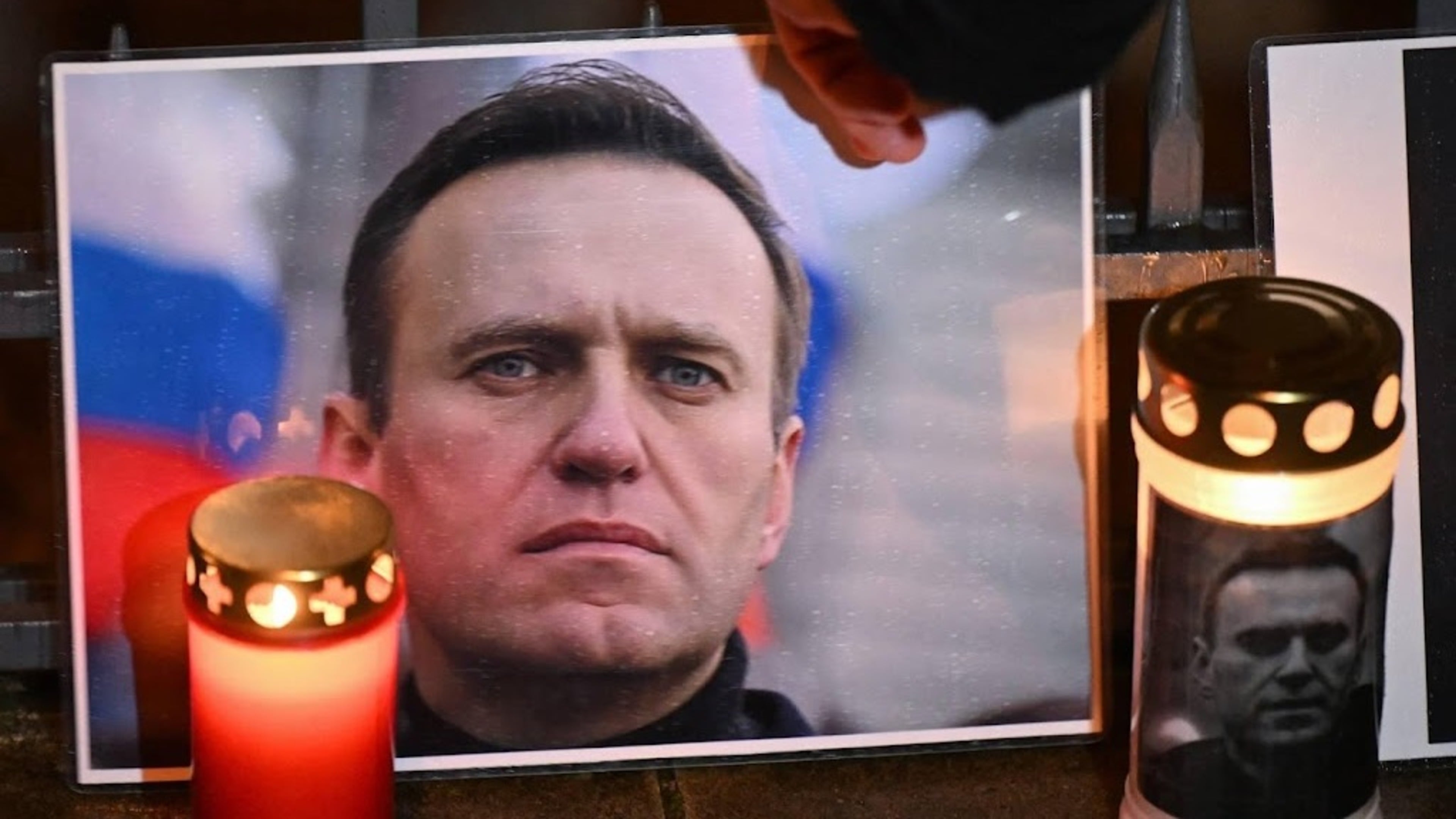 EU adds six Russians to sanctions list over Navalny poisoning
