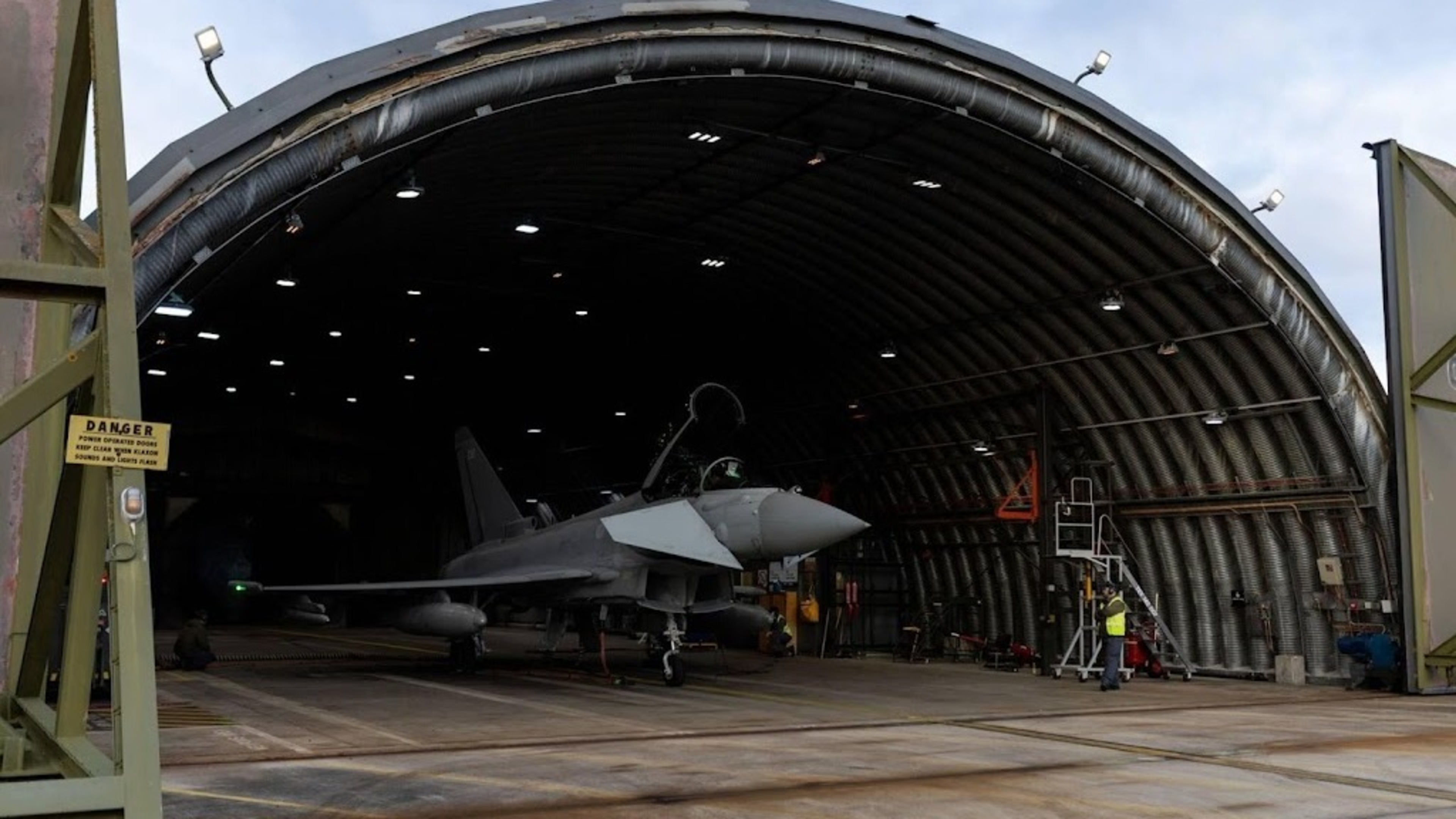 UK sends more fighter jets to Middle East