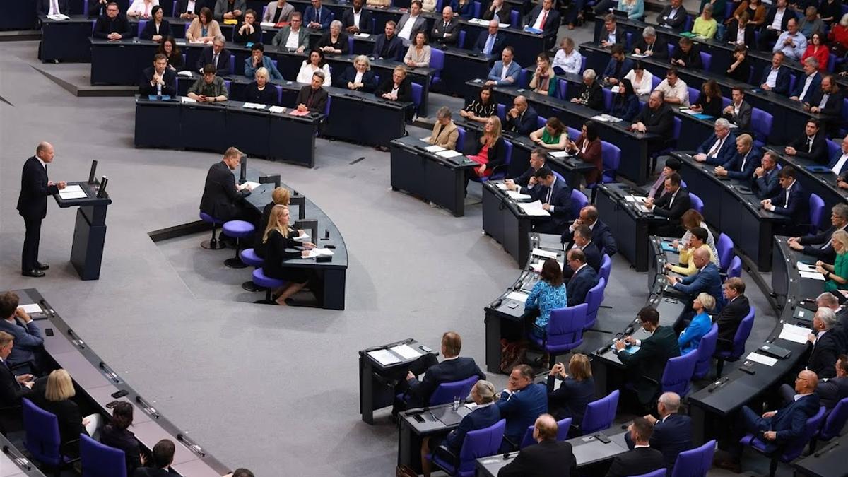 Heftige Debatte im Deutschen Bundestag zur Asylpolitik