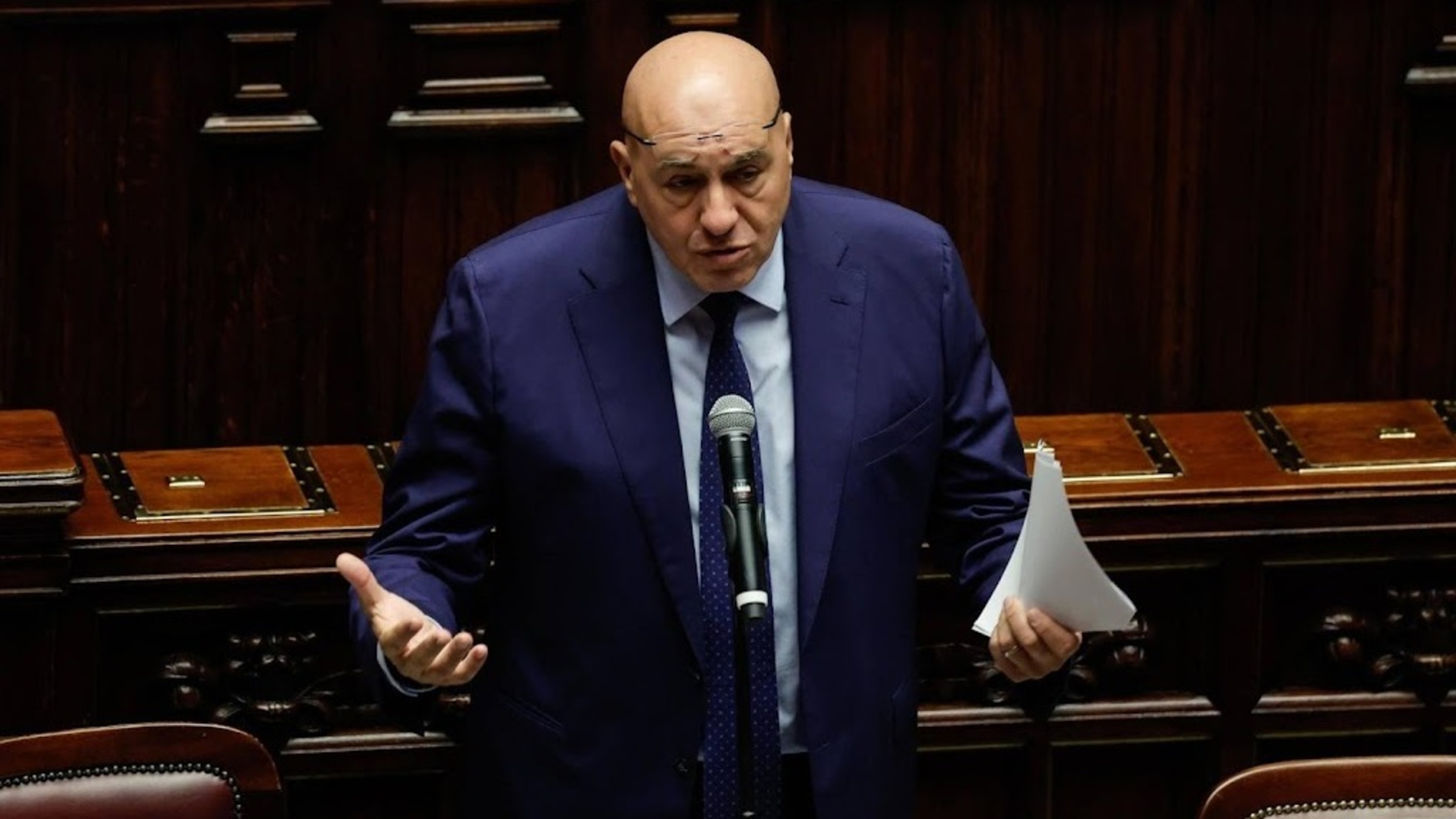 Italian base in Iraq hit by rocket, no casualties