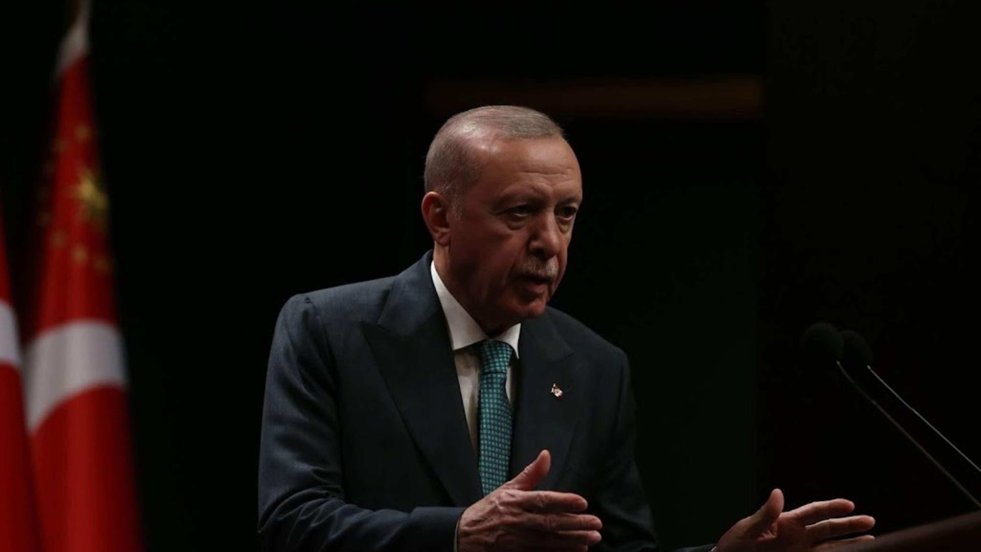 Turkish president tries to help extend Iran-US truce